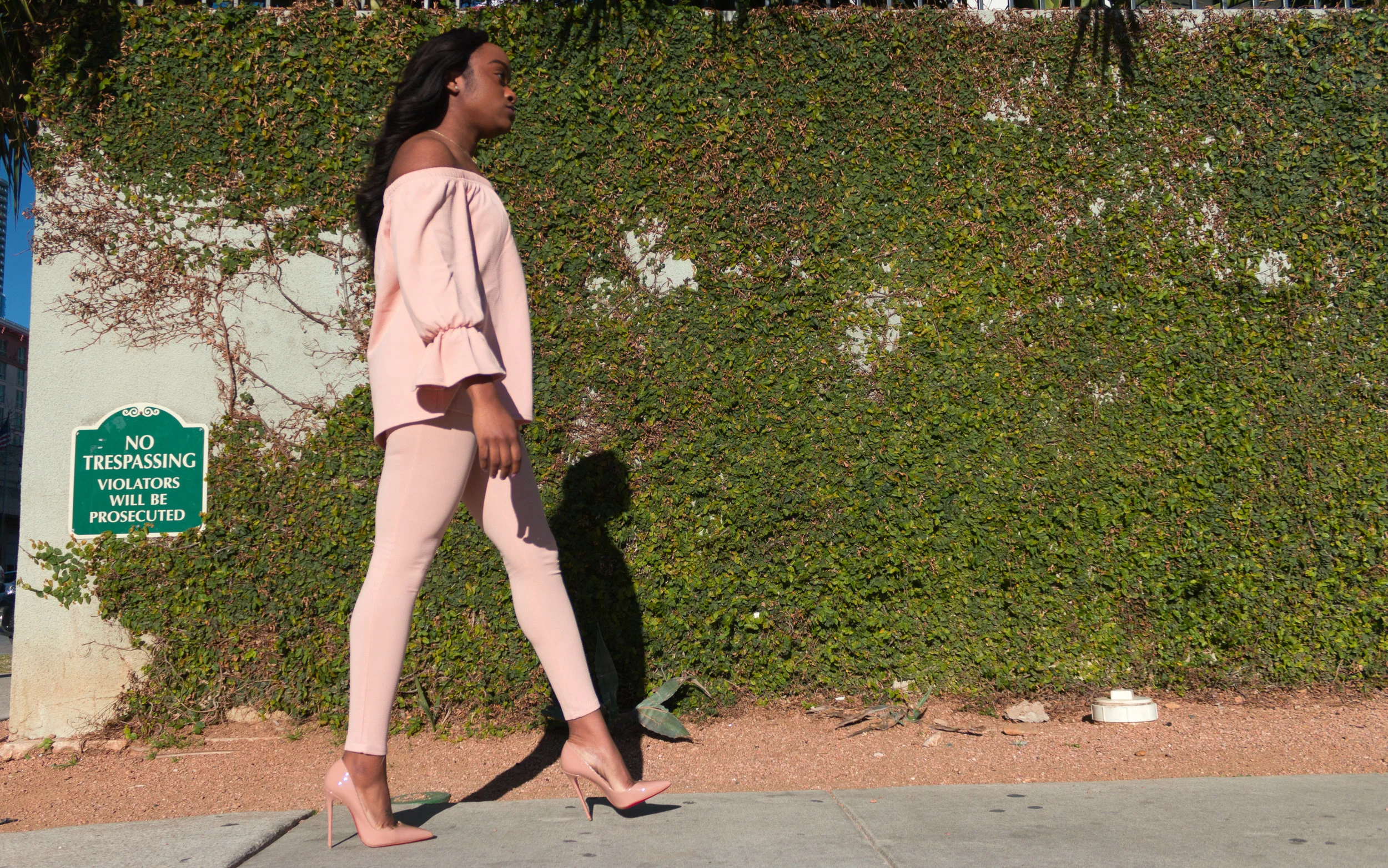 THE DEETS: off-the-shoulder top and leggings - Boohoo ; So Kate pumps - Christian Louboutin 