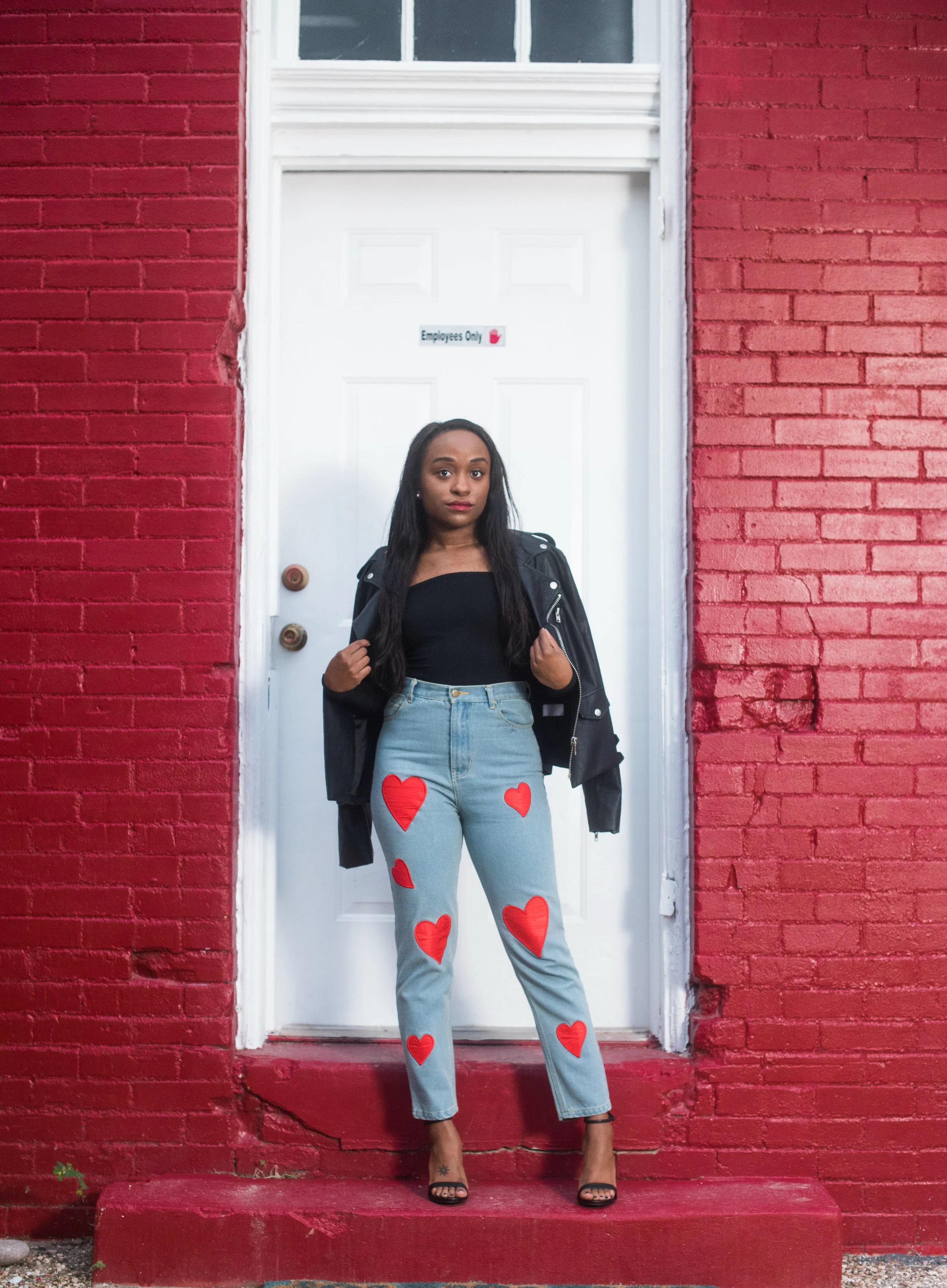SN: Is this doorway not amazing? Shoutout to Downtown Hutto, TX for providing adorable background vibes