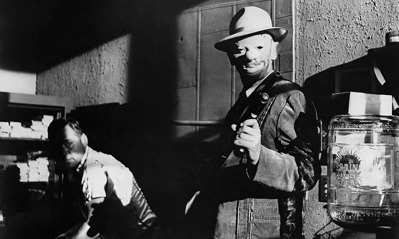 The-Killing-1956-by-Stanley-Kubrick-800x480.jpg