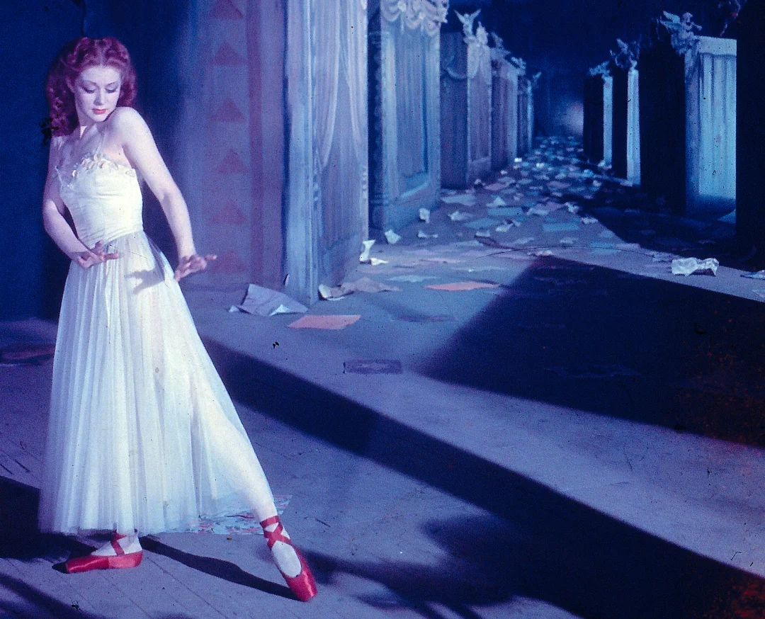 red-shoes-3.jpeg