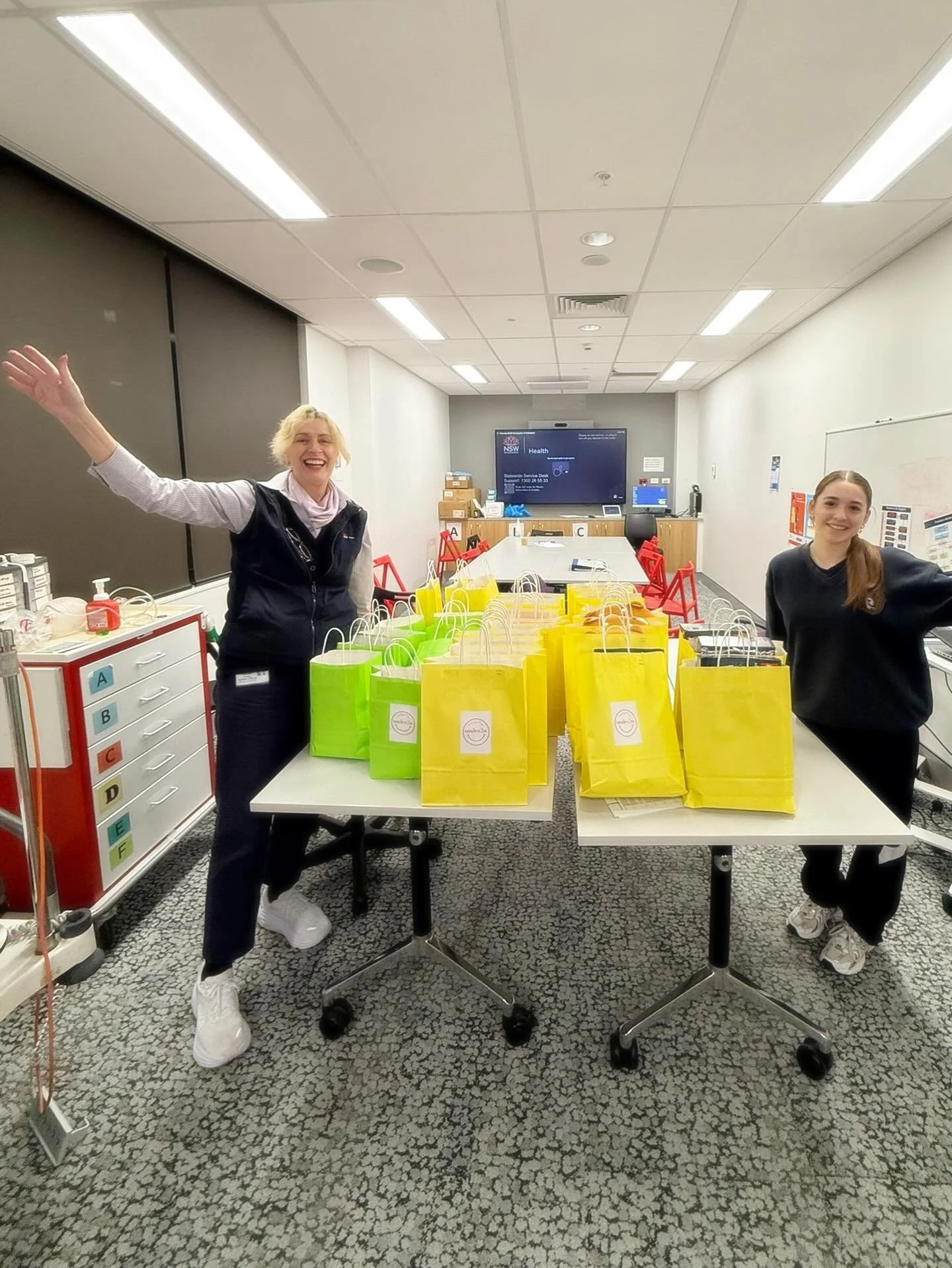 One of our student volunteers who is doing her volunteer service with Duke of Edinburgh had the opportunity to deliver our bags ( after packing them all ) to the Emergency Department at Hornsby Hospital. 

We love having the students involved and it 