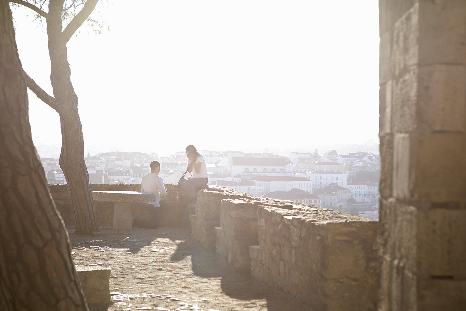 sessao-fotografica-pedido-casamento-flytographer-castelo-sao-jorge-lisboa-terra-fotografia-002.jpg