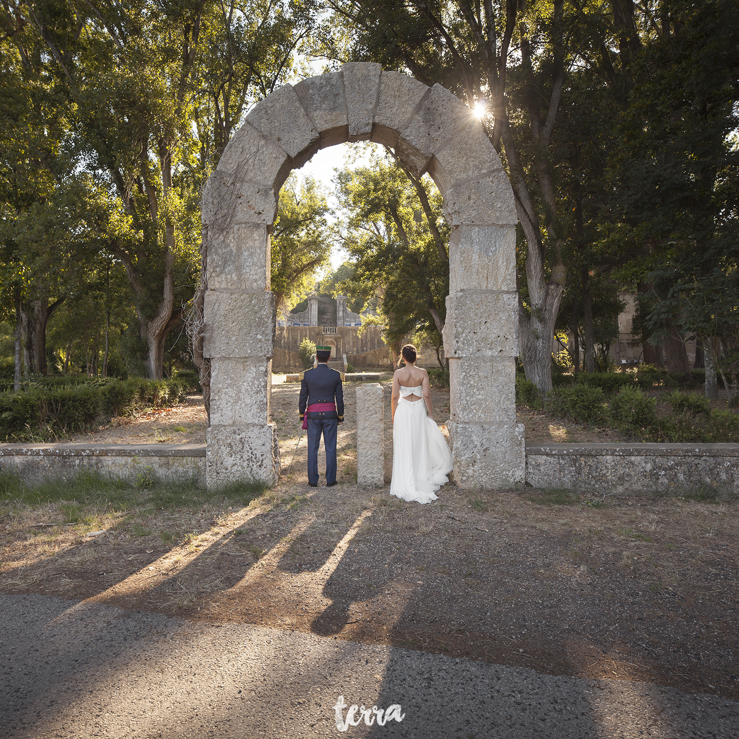 sessao-fotografica-trash-the-dress-casa-pesca-marques-pombal-terra-fotografia-02.jpg