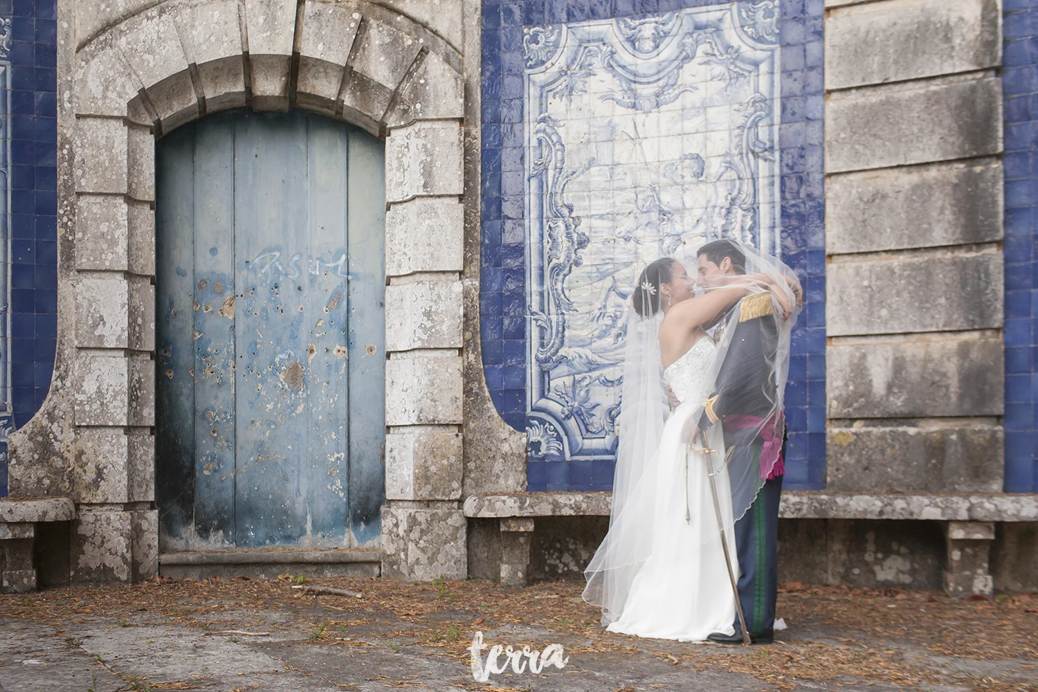 sessao-fotografica-trash-the-dress-casa-pesca-marques-pombal-terra-fotografia-44.jpg