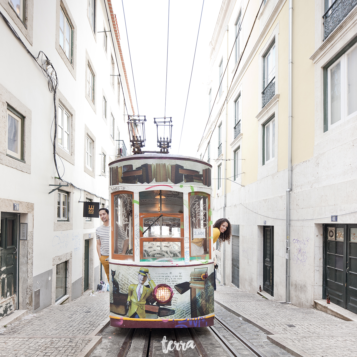 sessao-fotografica-casal-bairro-alto-lisboa-terra-fotografia-0025.jpg