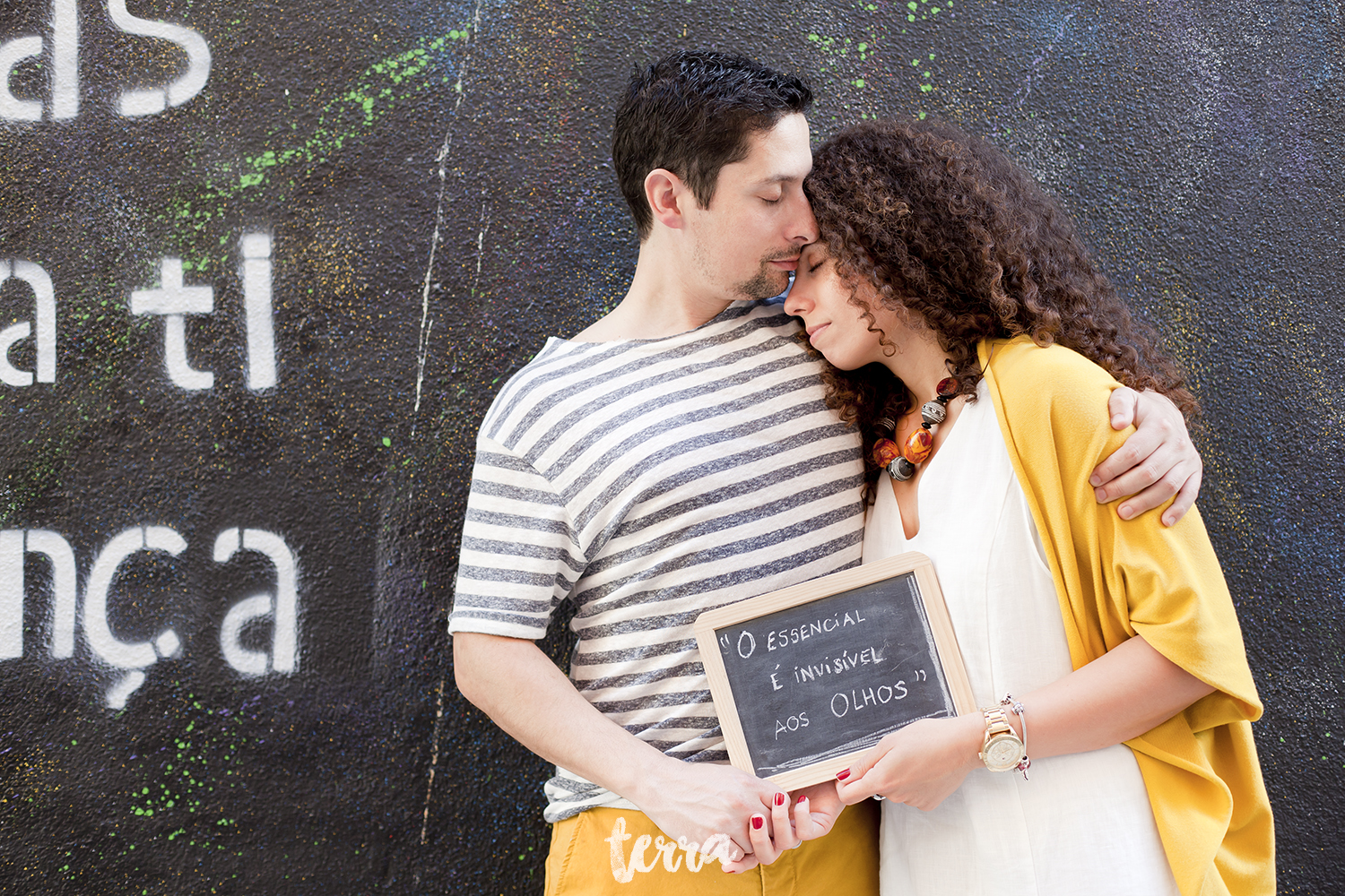 sessao-fotografica-casal-bairro-alto-lisboa-terra-fotografia-0046.jpg