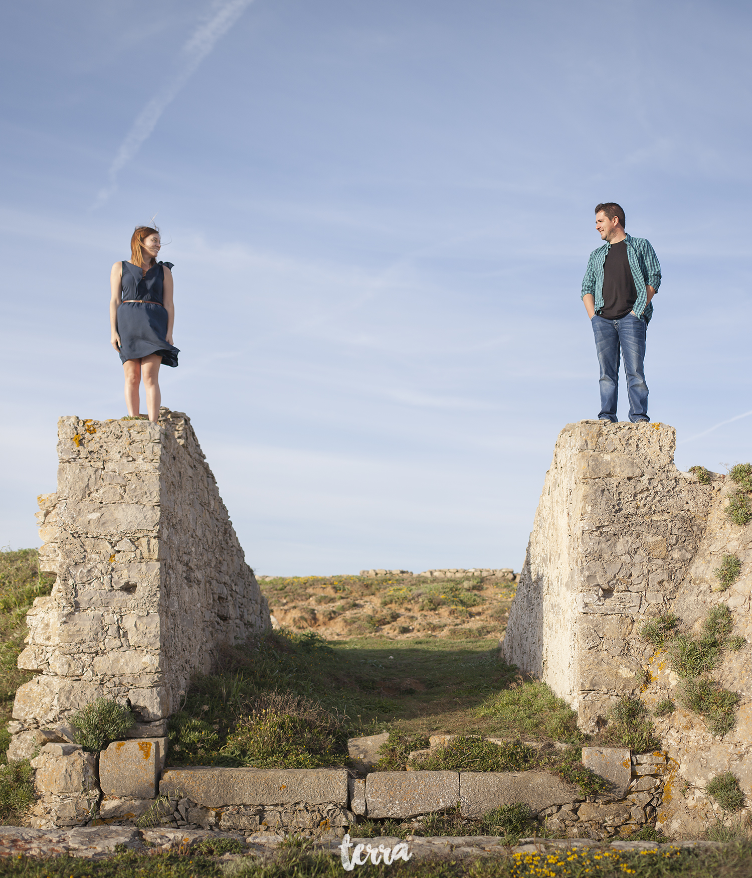 sessao-fotografica-casal-forte-luz-peniche-terra-fotografia-15.jpg