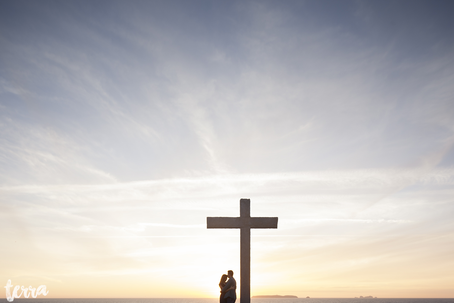 sessao-fotografica-casal-forte-luz-peniche-terra-fotografia-45.jpg