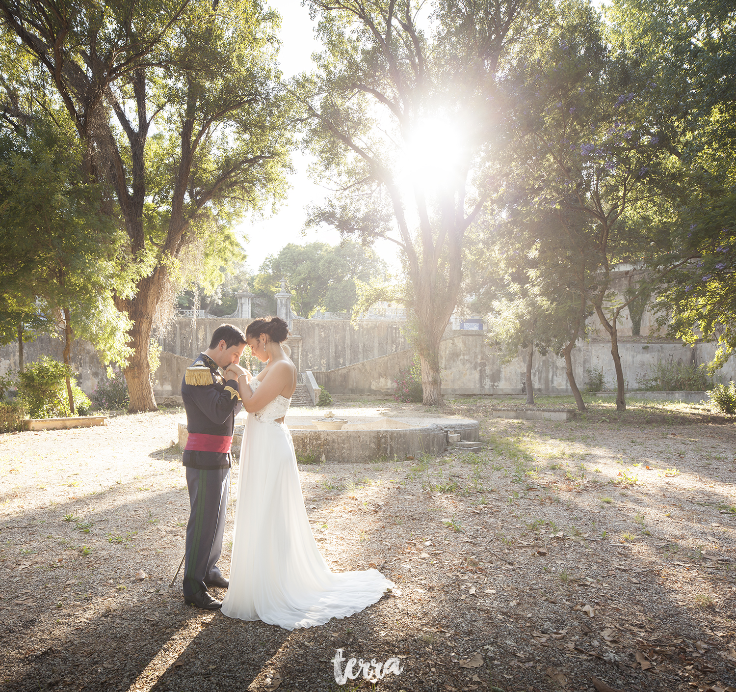 sessao-fotografica-trash-the-dress-casa-pesca-marques-pombal-terra-fotografia-06.jpg