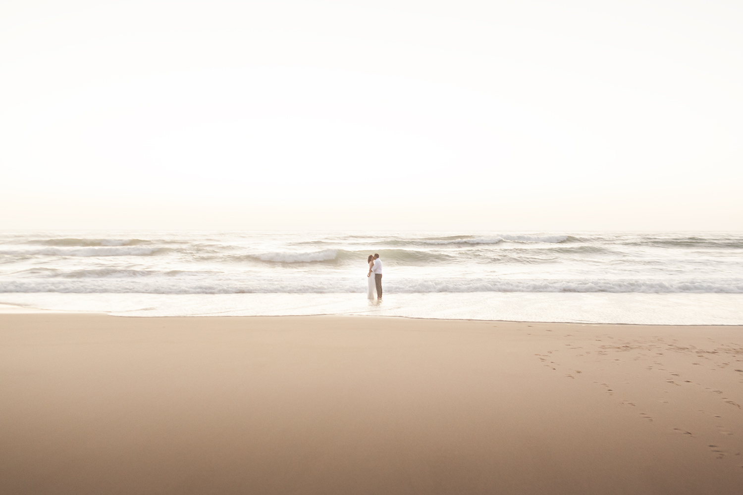 sessao-fotografica-trash-the-dress-sintra-terra-fotografia-58.jpg