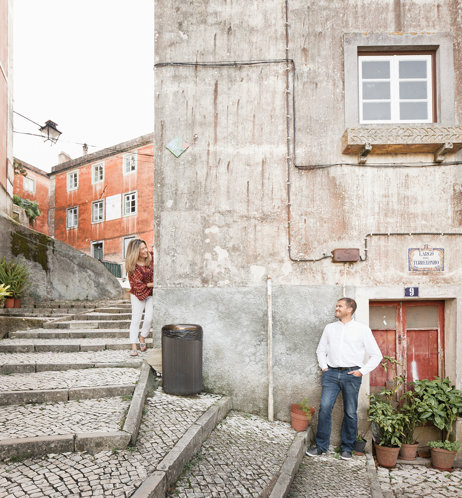 sessao-fotografica-casal-sintra-portugal-flytographer-terra-fotografia-24.jpg