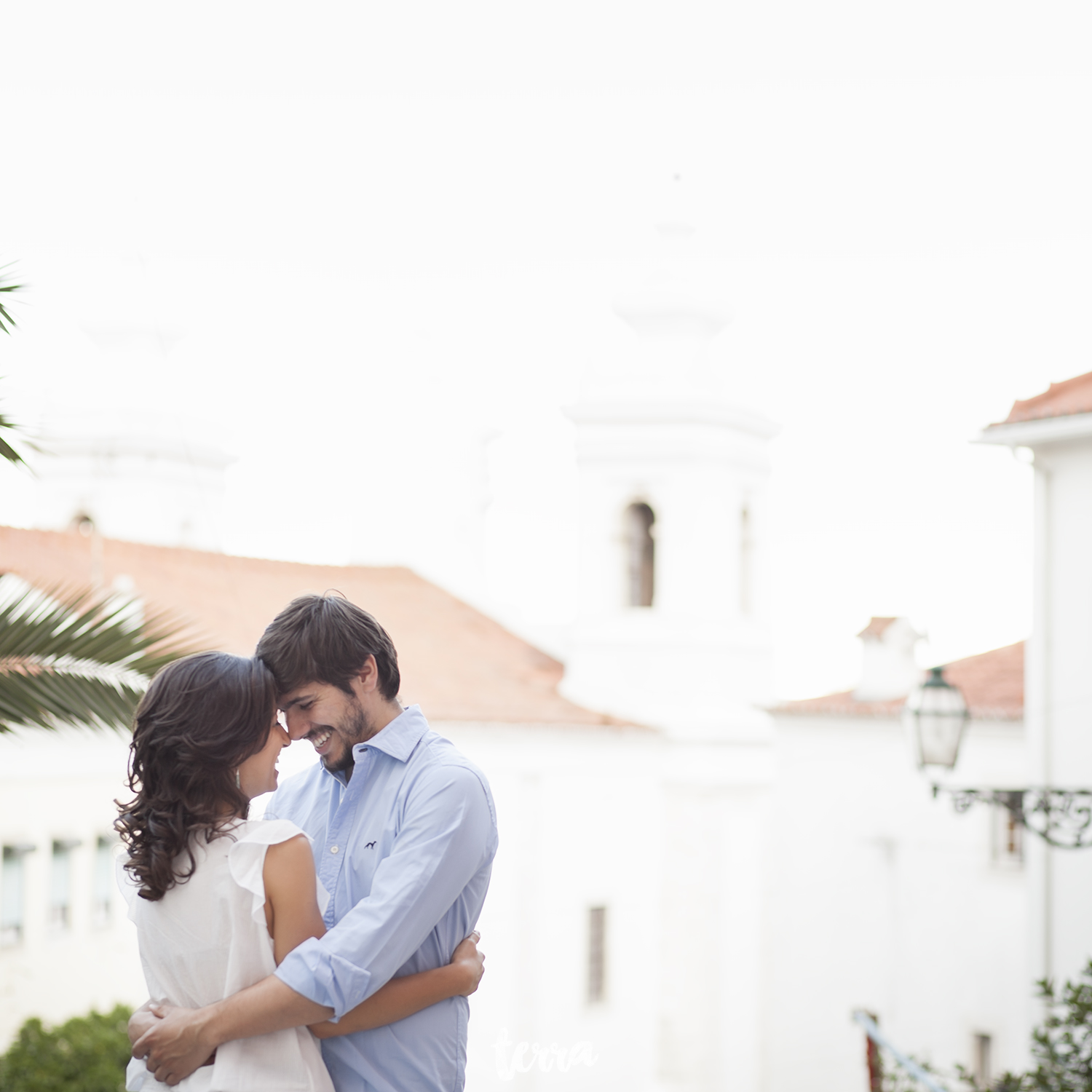 engagement-session-alfama-lisboa-terra-fotografia-015.jpg