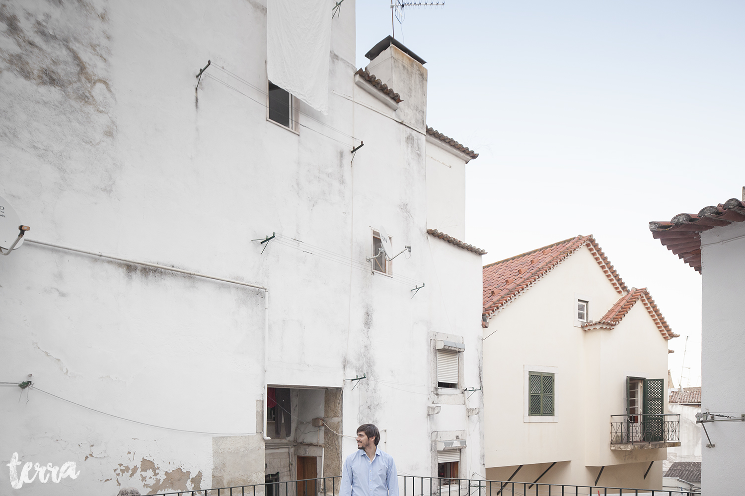 engagement-session-alfama-lisboa-terra-fotografia-034.jpg