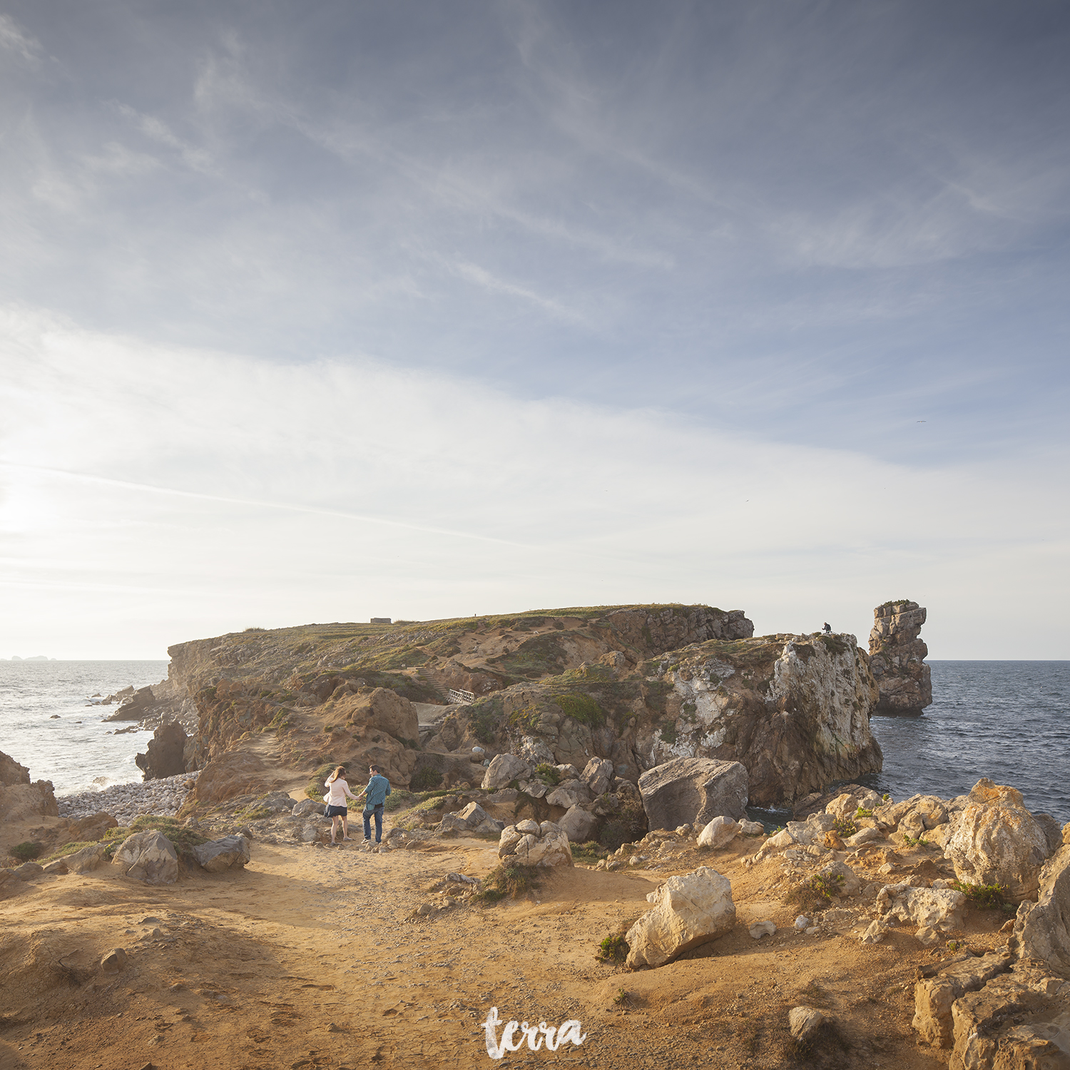 sessao-fotografica-casal-forte-luz-peniche-terra-fotografia-22.jpg