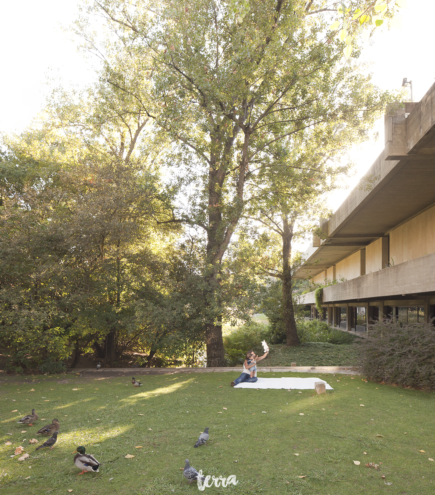 sessao-fotografica-familia-jardim-fundacao-calouste-gulbenkian-terra-fotografia-0001.jpg