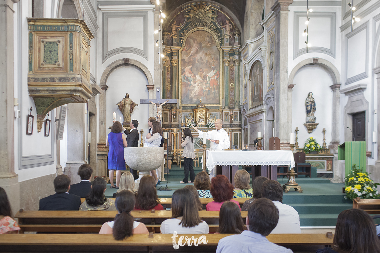 reportagem-batizado-igreja-alvalade-lisboa-terra-fotografia-041.jpg