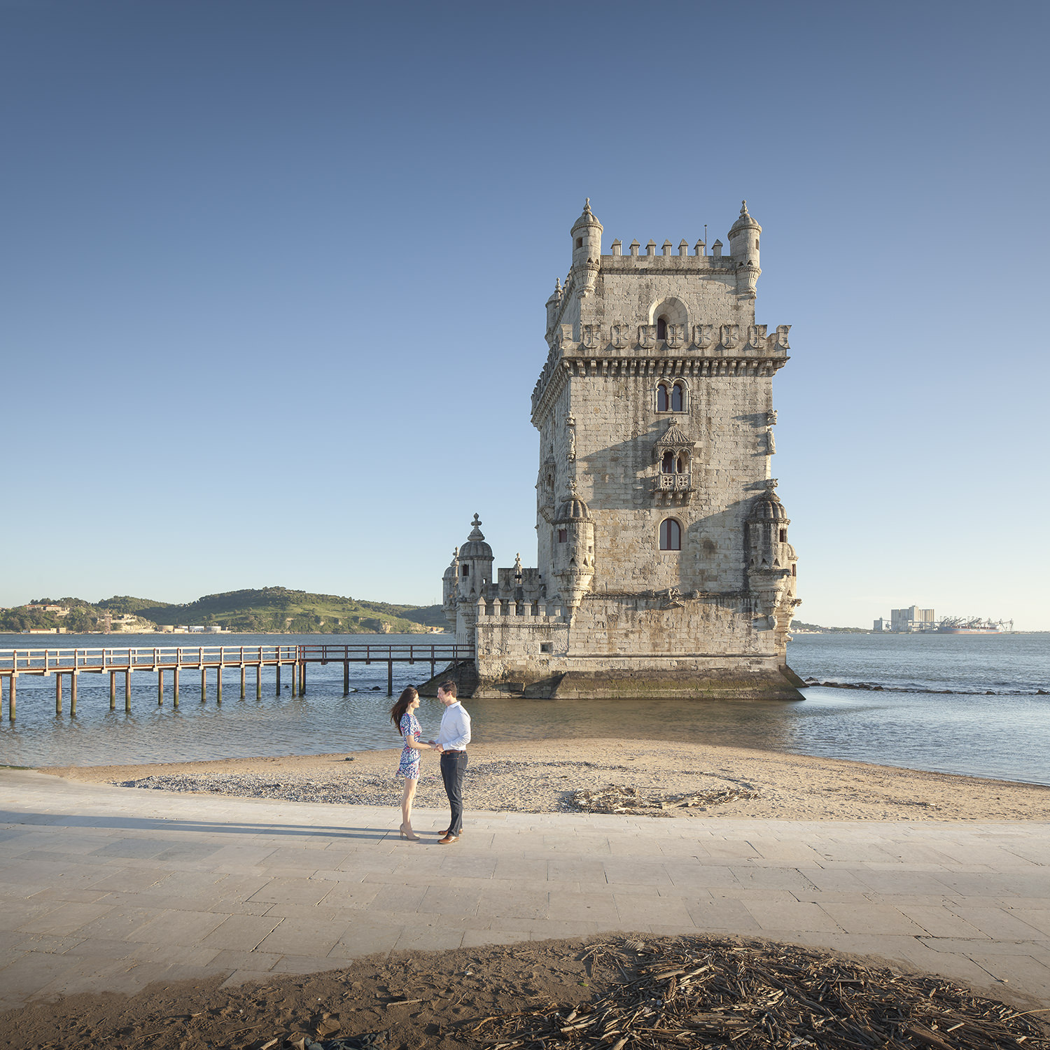 lisbon-engagement-photographer-terra-fotografia-flytographer-02.jpg