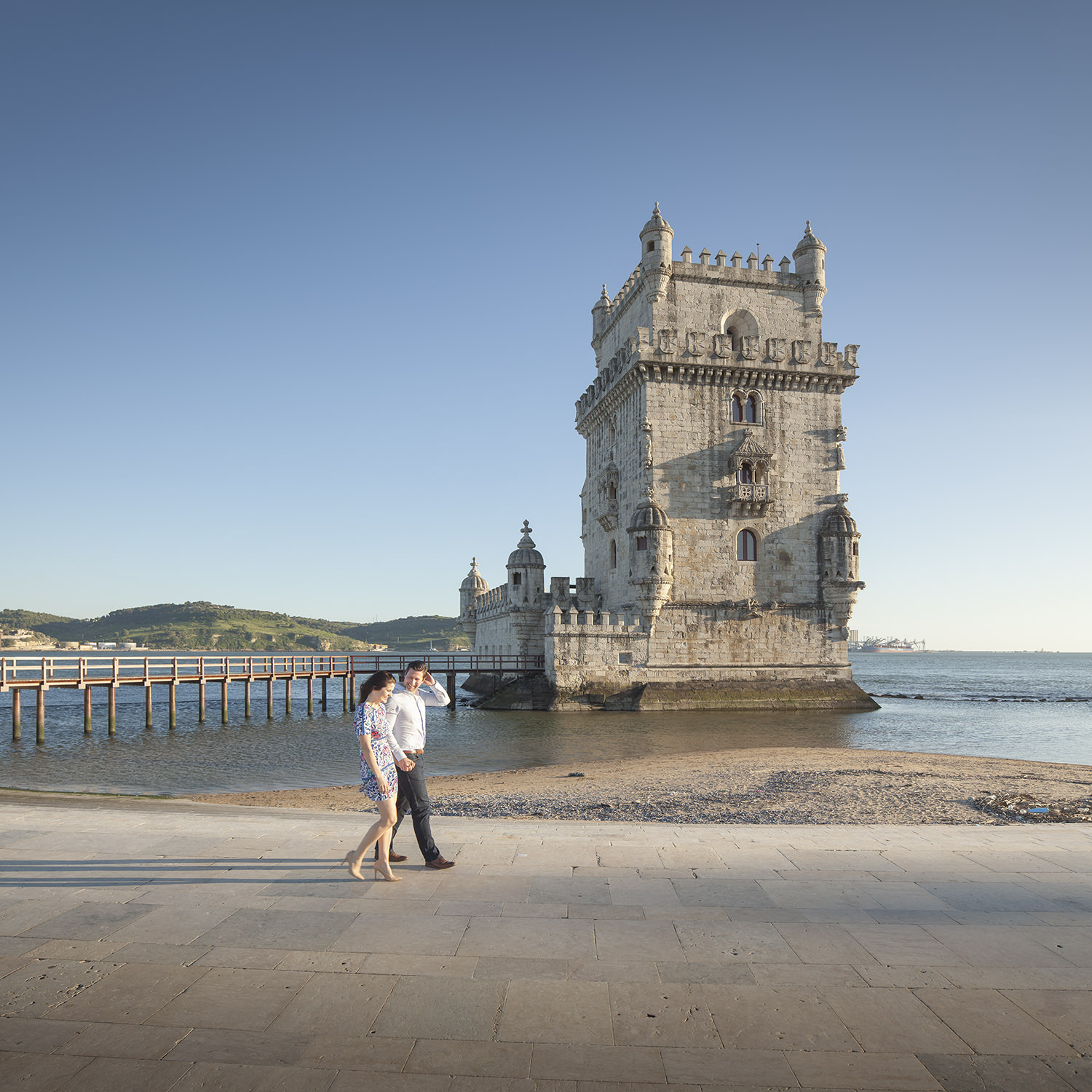 lisbon-engagement-photographer-terra-fotografia-flytographer-01.jpg