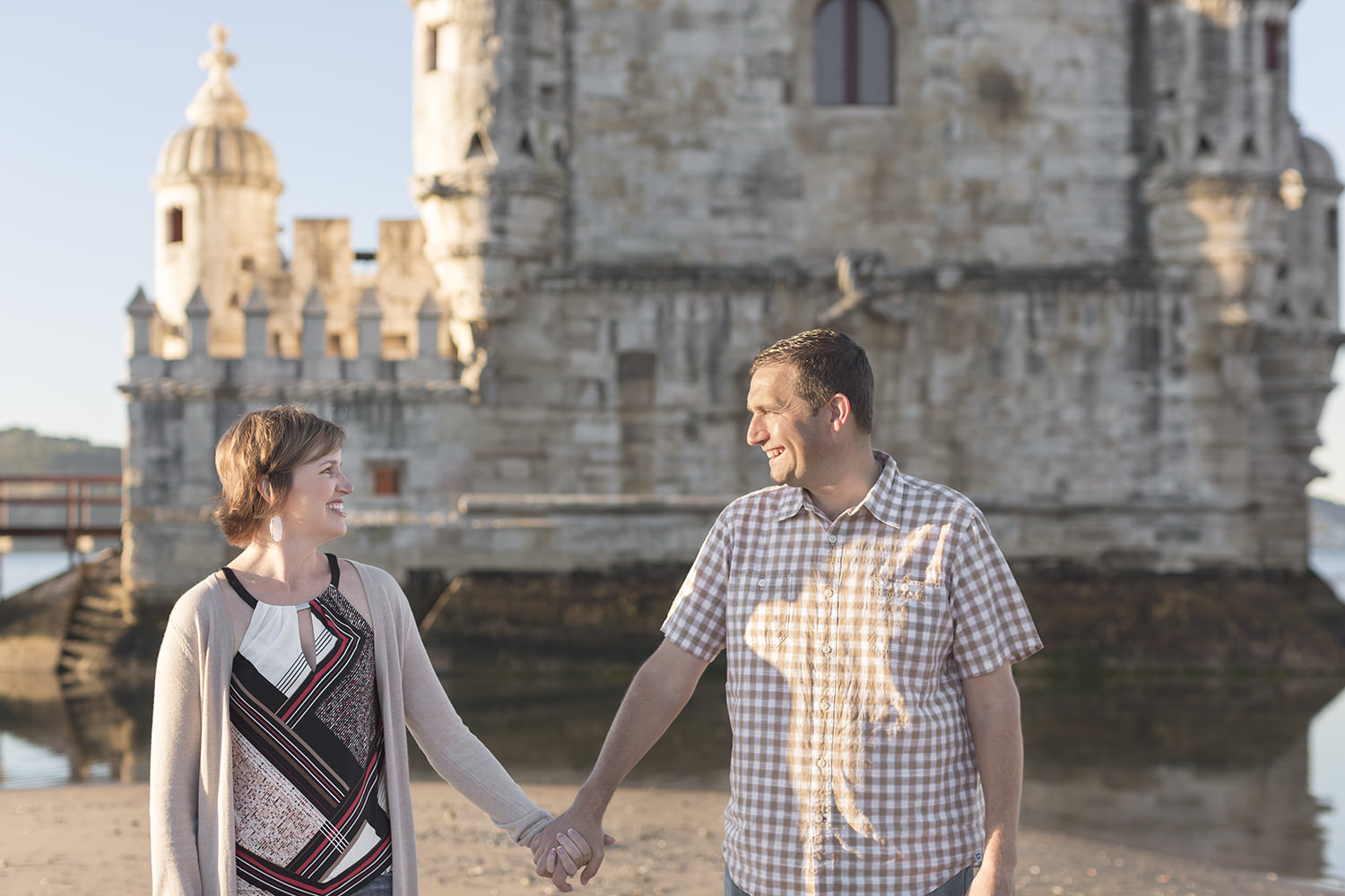 belem-tower-engagement-photographer-lisbon-terra-fotografia-flytographer-10.jpg