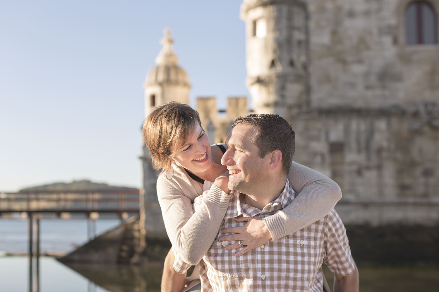 belem-tower-engagement-photographer-lisbon-terra-fotografia-flytographer-31.jpg