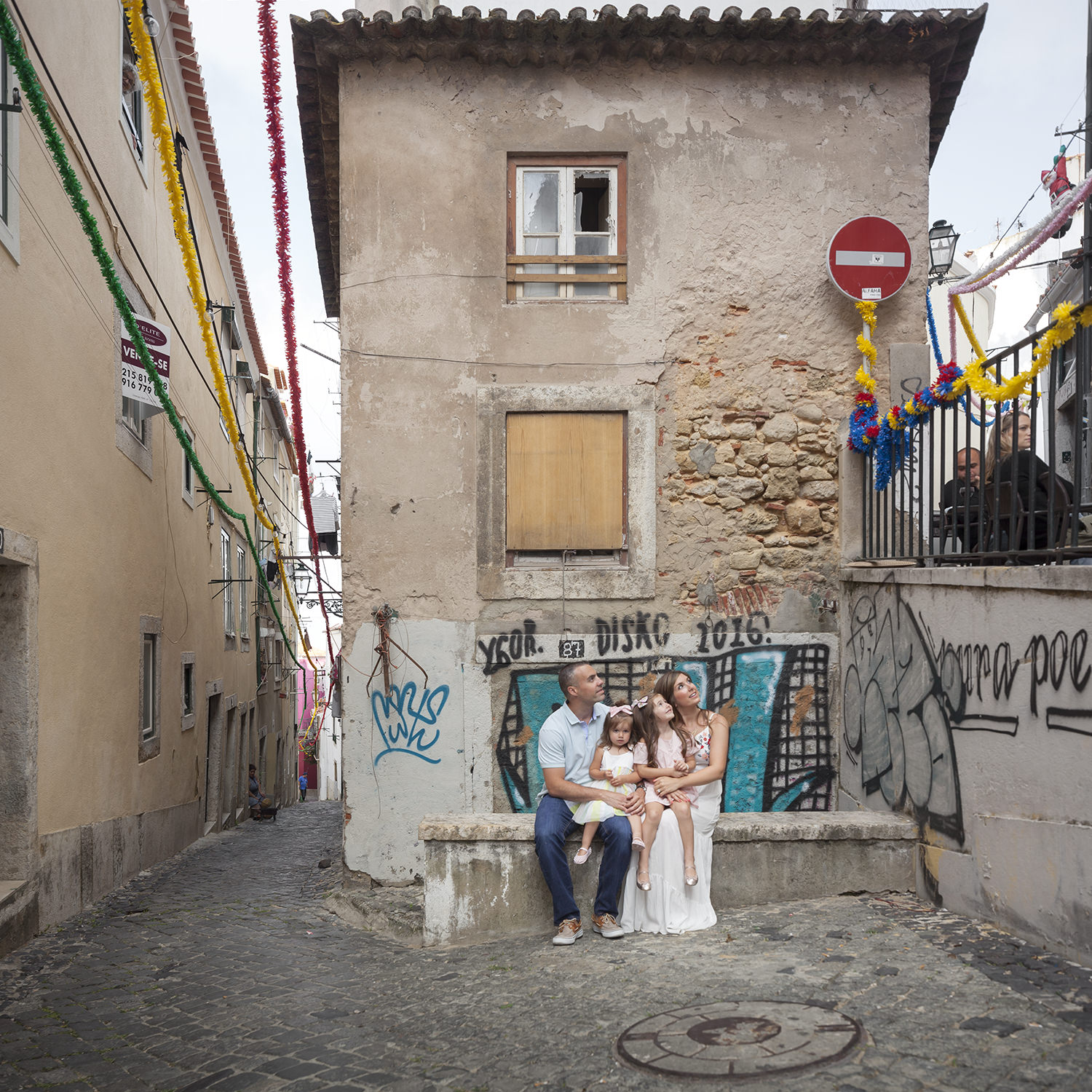 alfama-lisbon-family-photogapher-terra-fotografia-0014.jpg