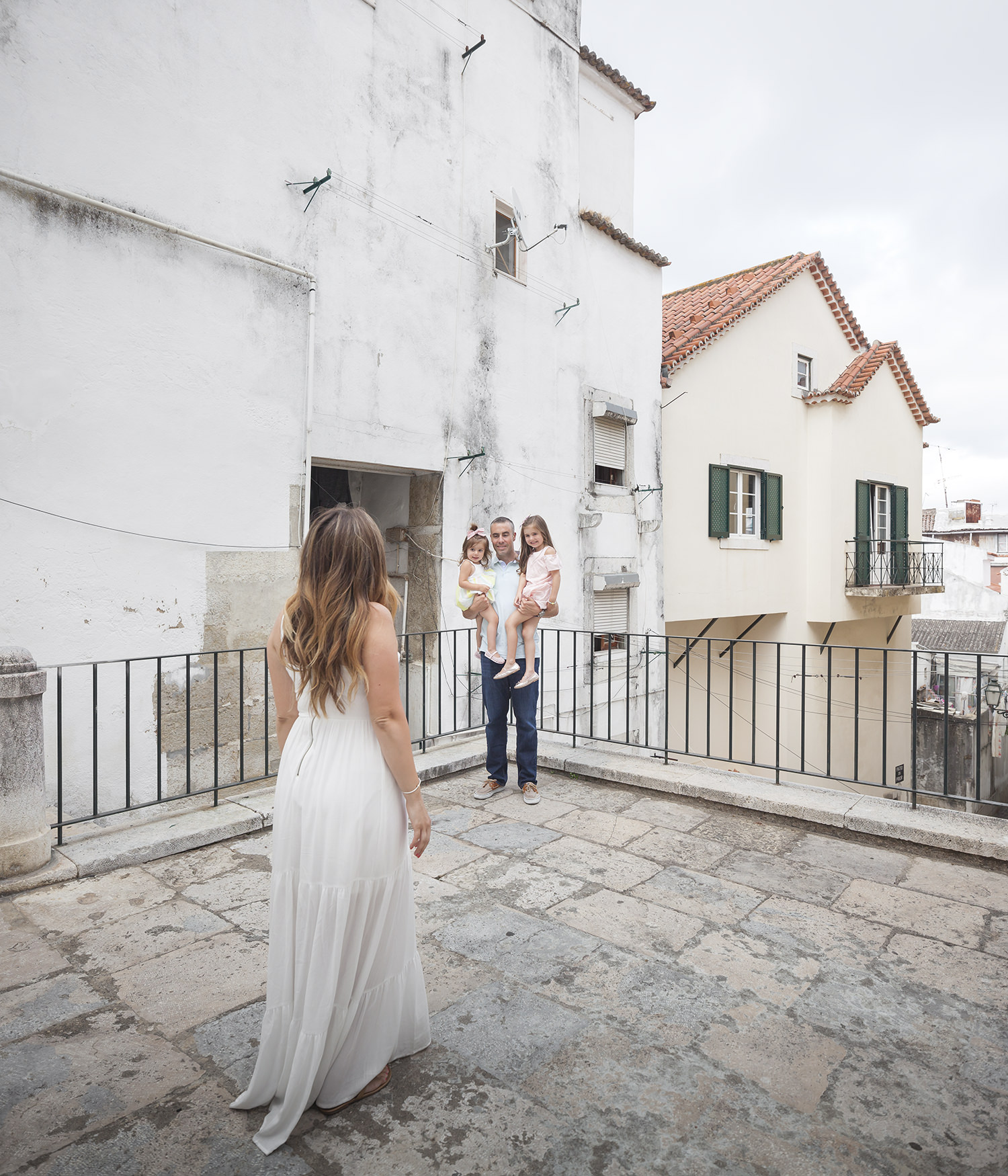 alfama-lisbon-family-photogapher-terra-fotografia-0035.jpg