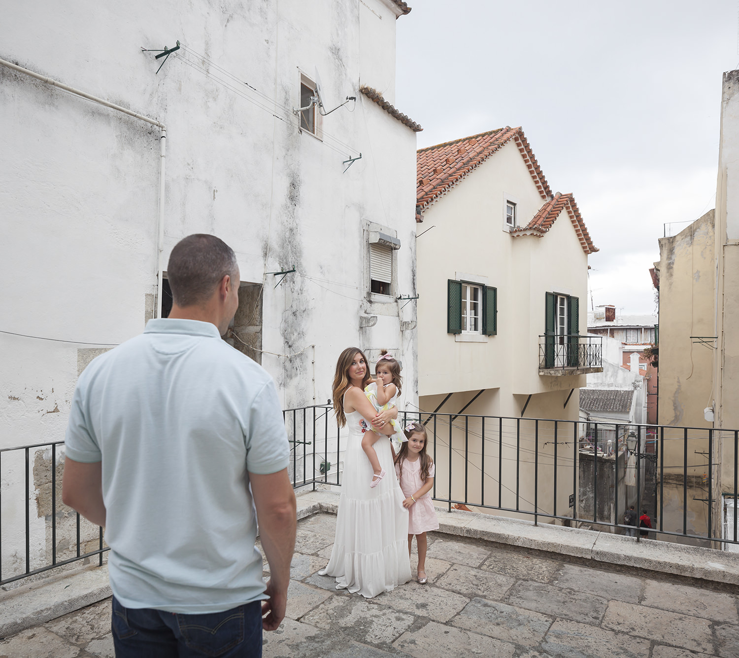 alfama-lisbon-family-photogapher-terra-fotografia-0041.jpg