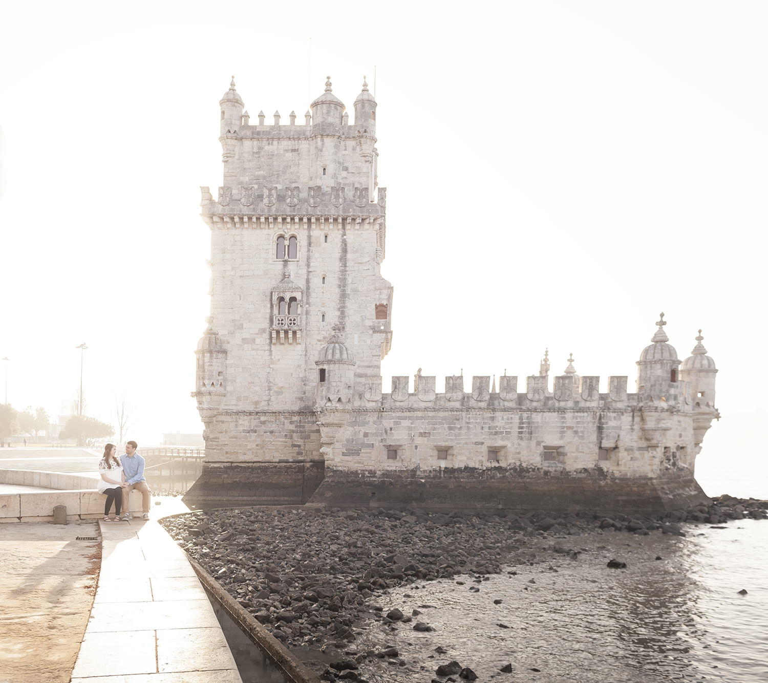 belem-tower-lisbon-engagement-photographer-terra-fotografia-flytographer-034.jpg