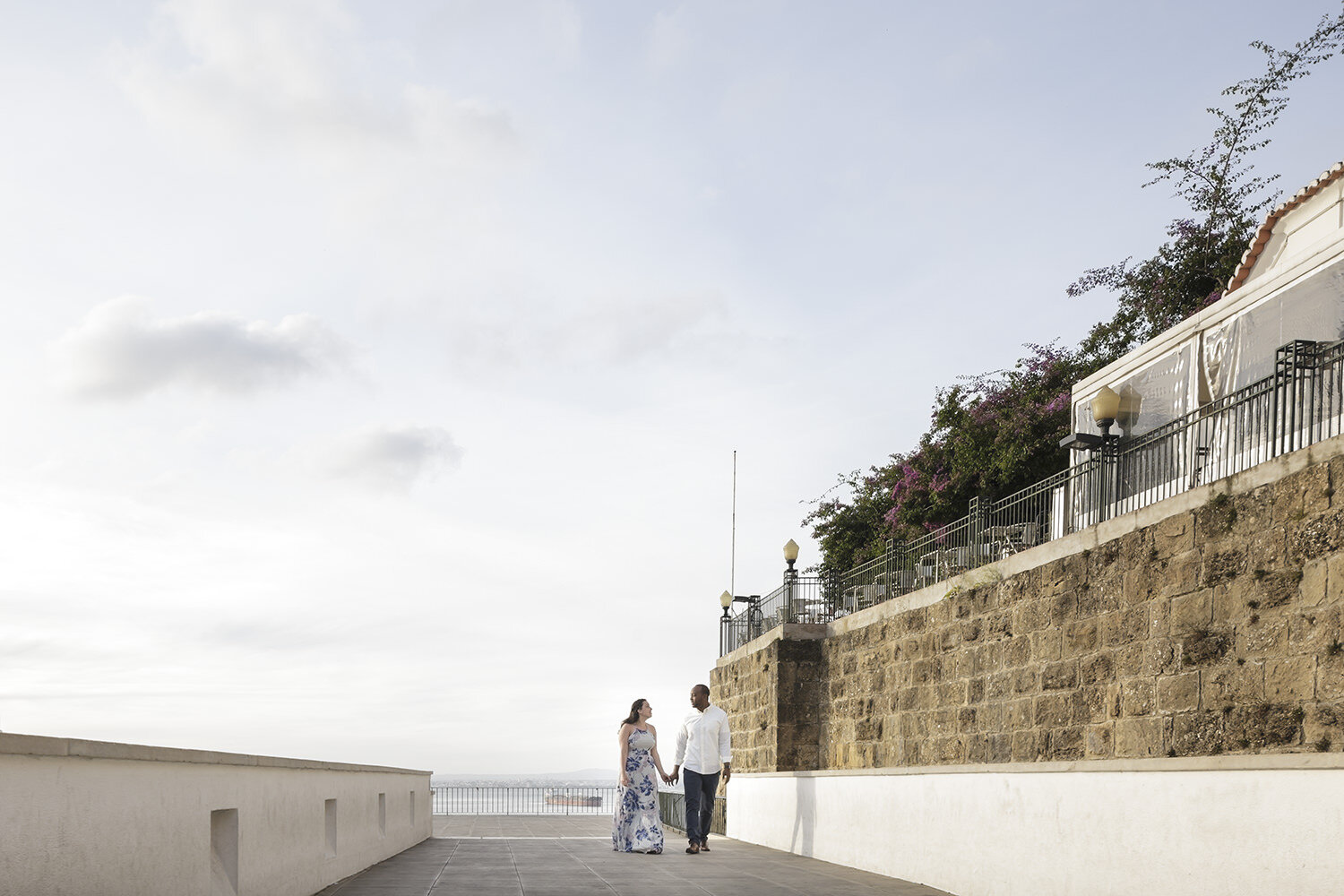 surprise-wedding-proposal-photographer-lisbon-ana-lucia-da-cruz-terra-fotografia-flytographer-12.jpg