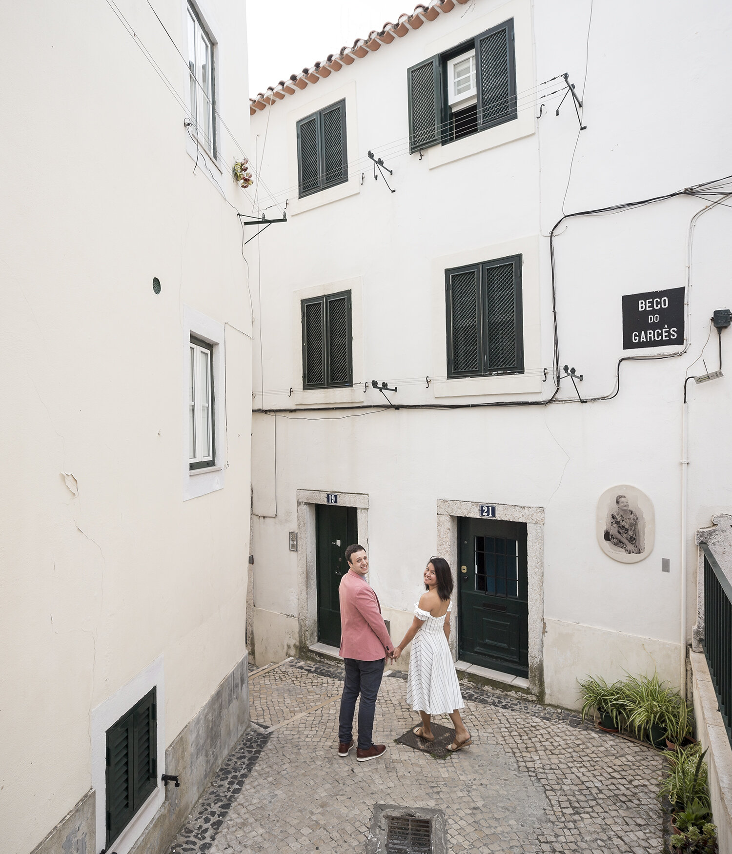 surprise-wedding-proposal-photographer-lisbon-ana-lucia-da-cruz-terra-fotografia-flytographer-14.jpg