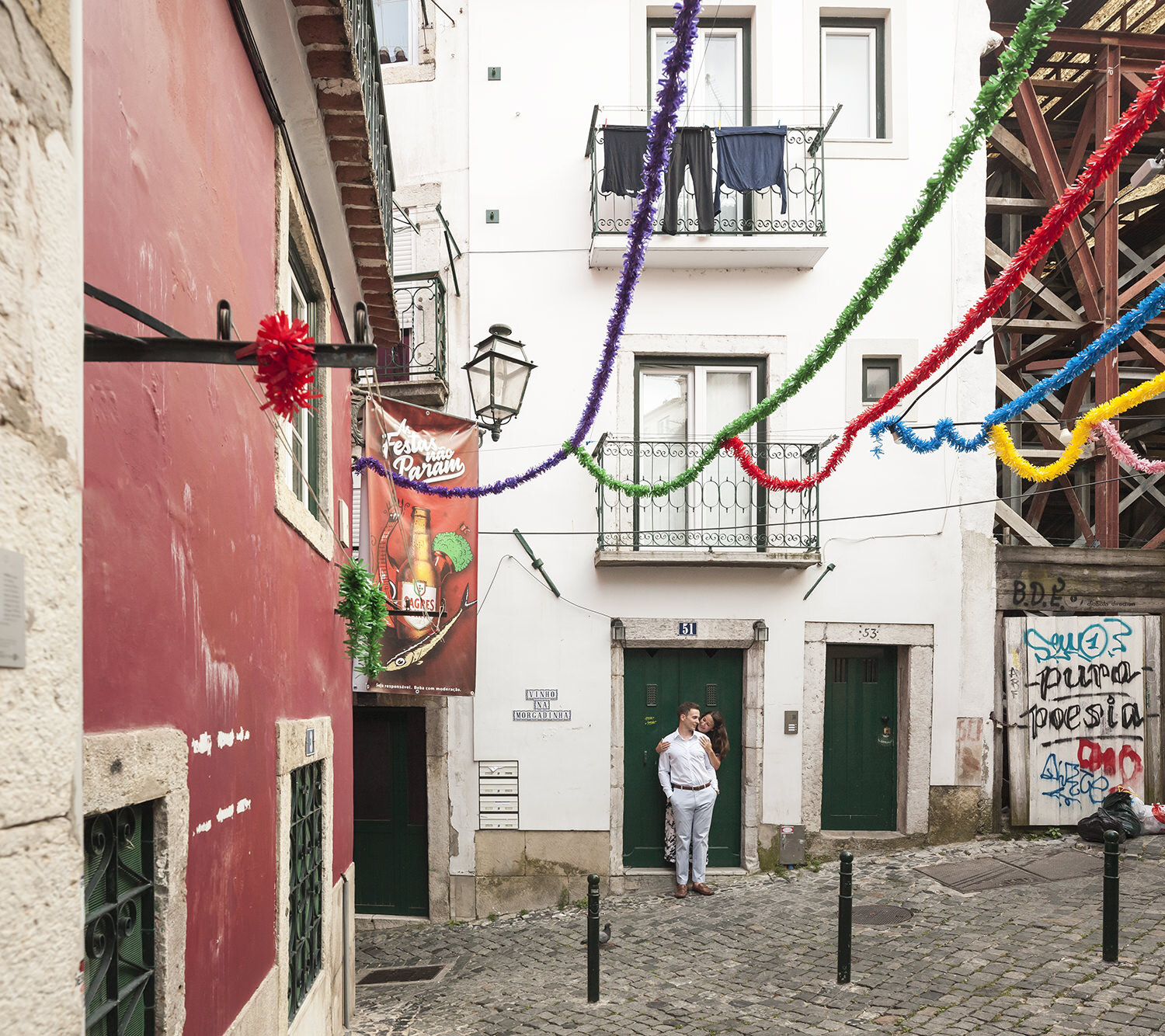 surprise-wedding-proposal-photographer-lisbon-ana-lucia-da-cruz-terra-fotografia-flytographer-16.jpg