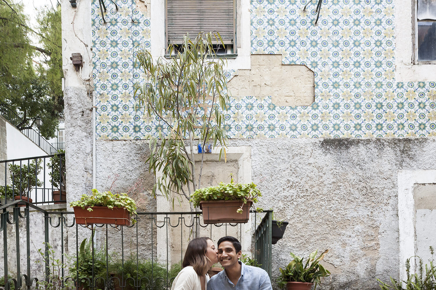 surprise-wedding-proposal-photographer-lisbon-ana-lucia-da-cruz-terra-fotografia-flytographer-13.jpg