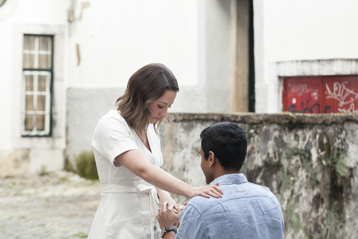 surprise-wedding-proposal-photographer-lisbon-ana-lucia-da-cruz-terra-fotografia-flytographer-07.jpg