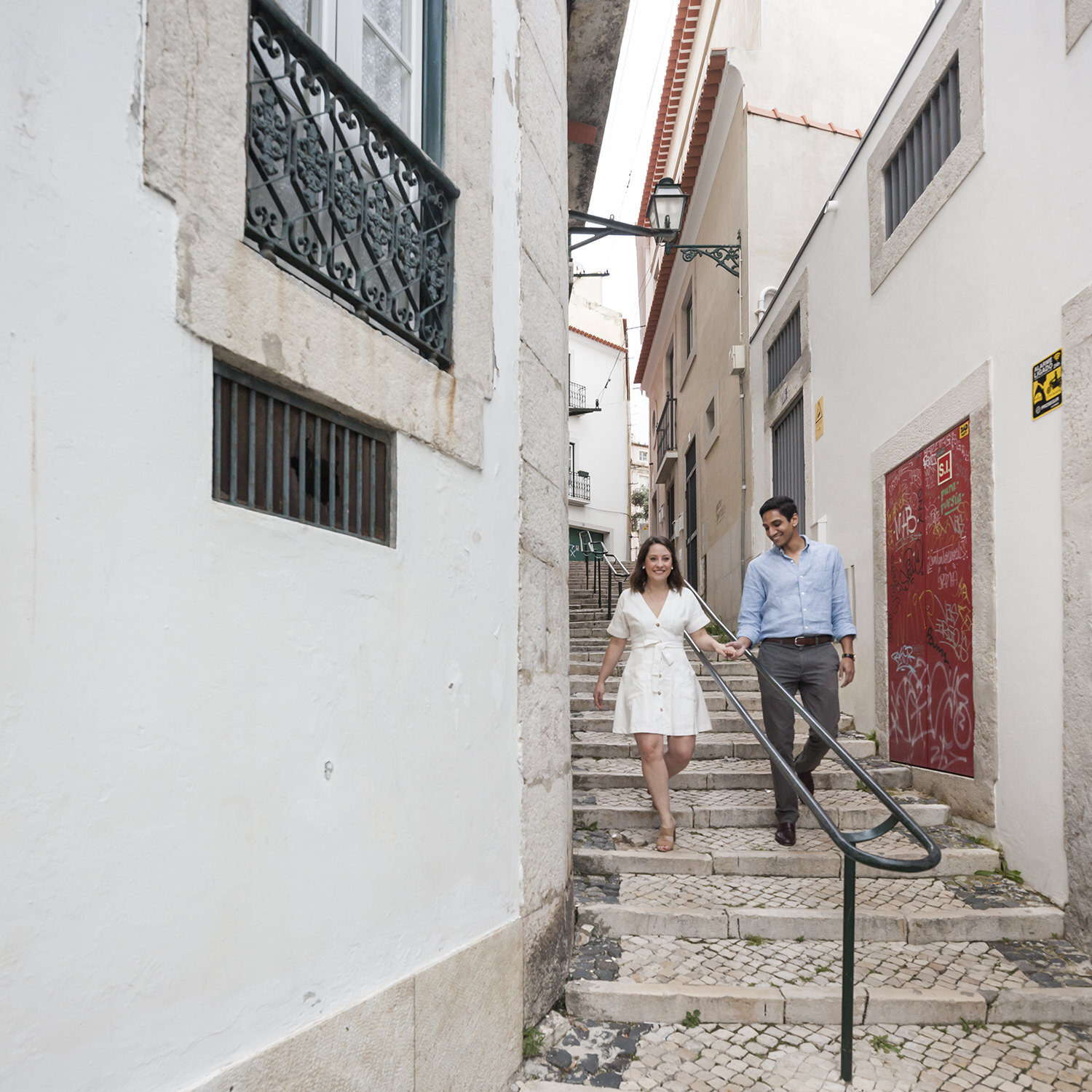 surprise-wedding-proposal-photographer-lisbon-ana-lucia-da-cruz-terra-fotografia-flytographer-32.jpg