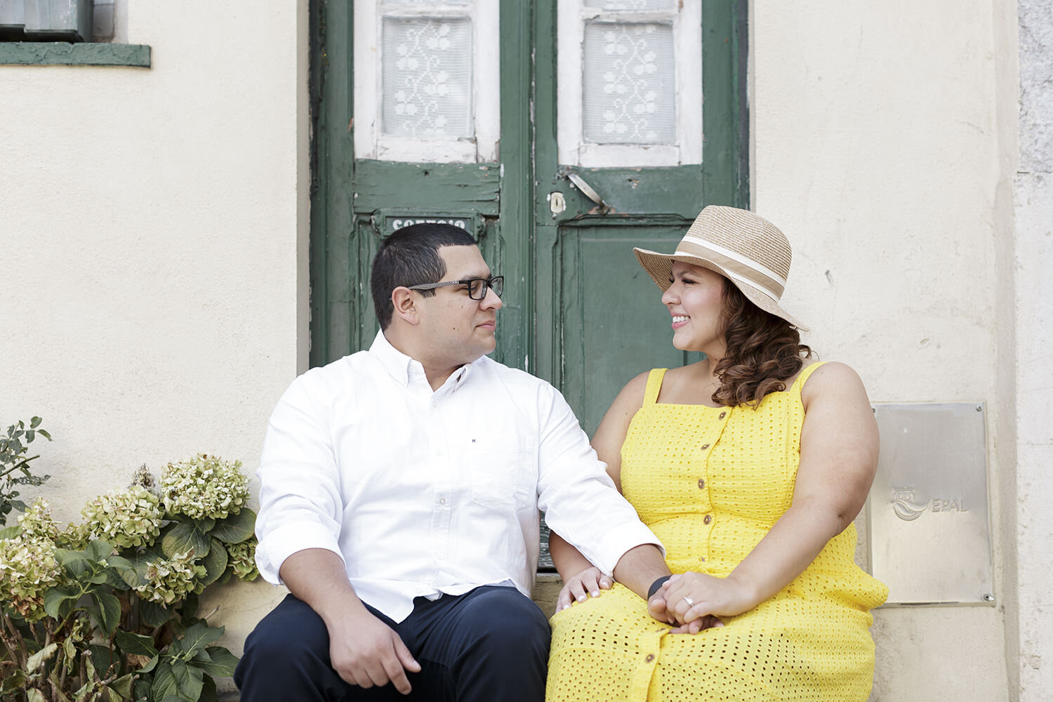 lisbon-destination-engagement-photographer-ana-lucia-da-cruz-terra-fotografia-21.jpg