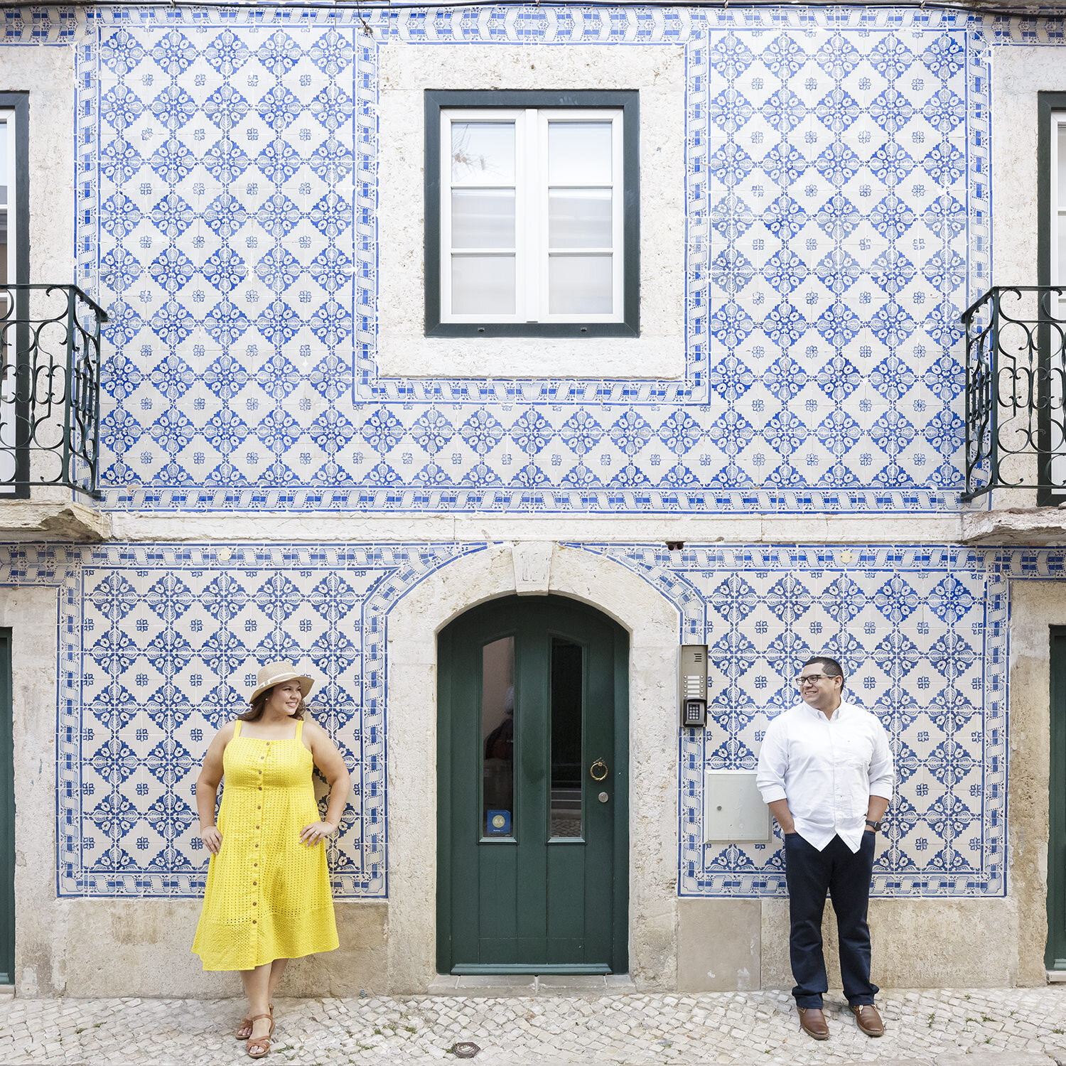 lisbon-destination-engagement-photographer-ana-lucia-da-cruz-terra-fotografia-43.jpg