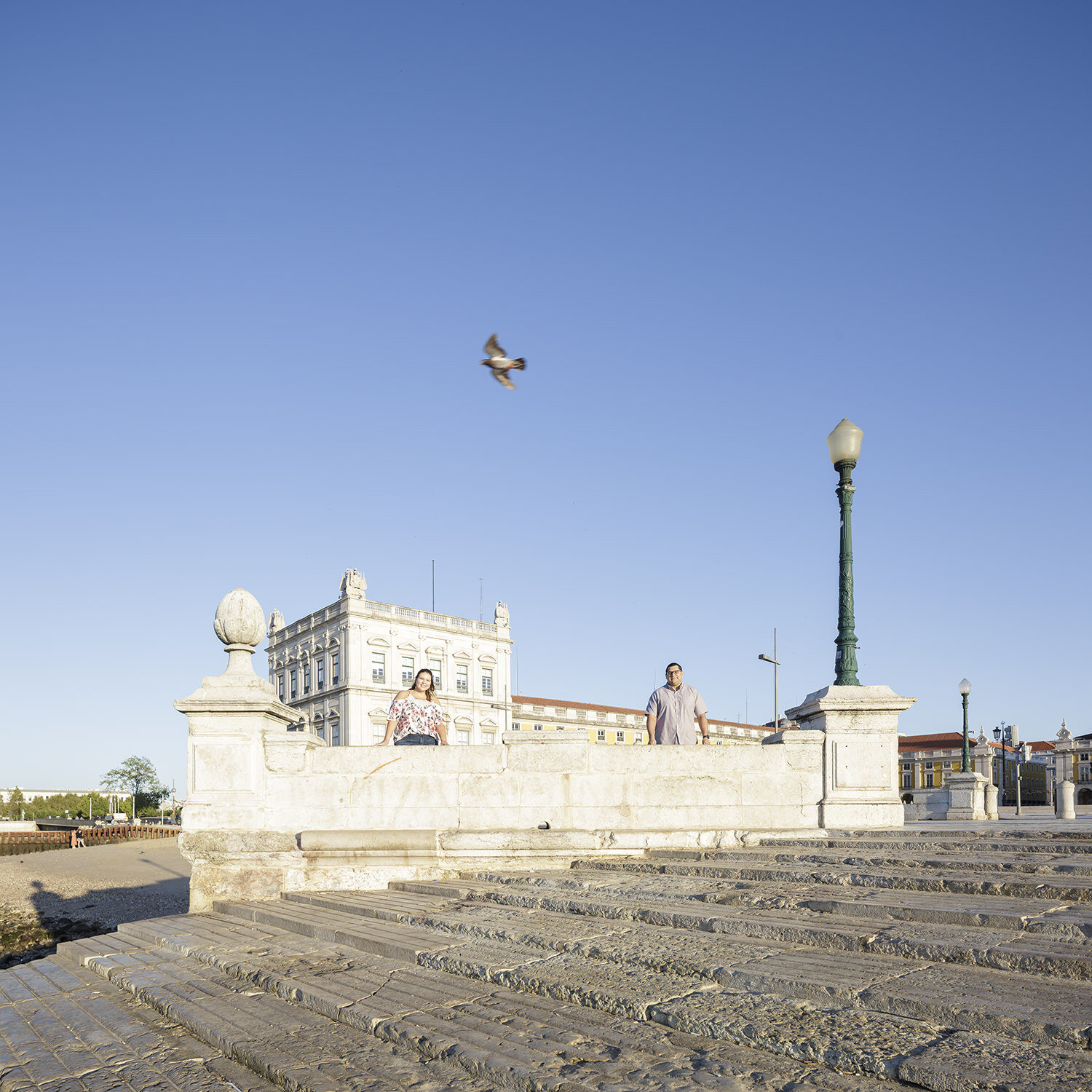 lisbon-destination-engagement-photographer-ana-lucia-da-cruz-terra-fotografia-07.jpg