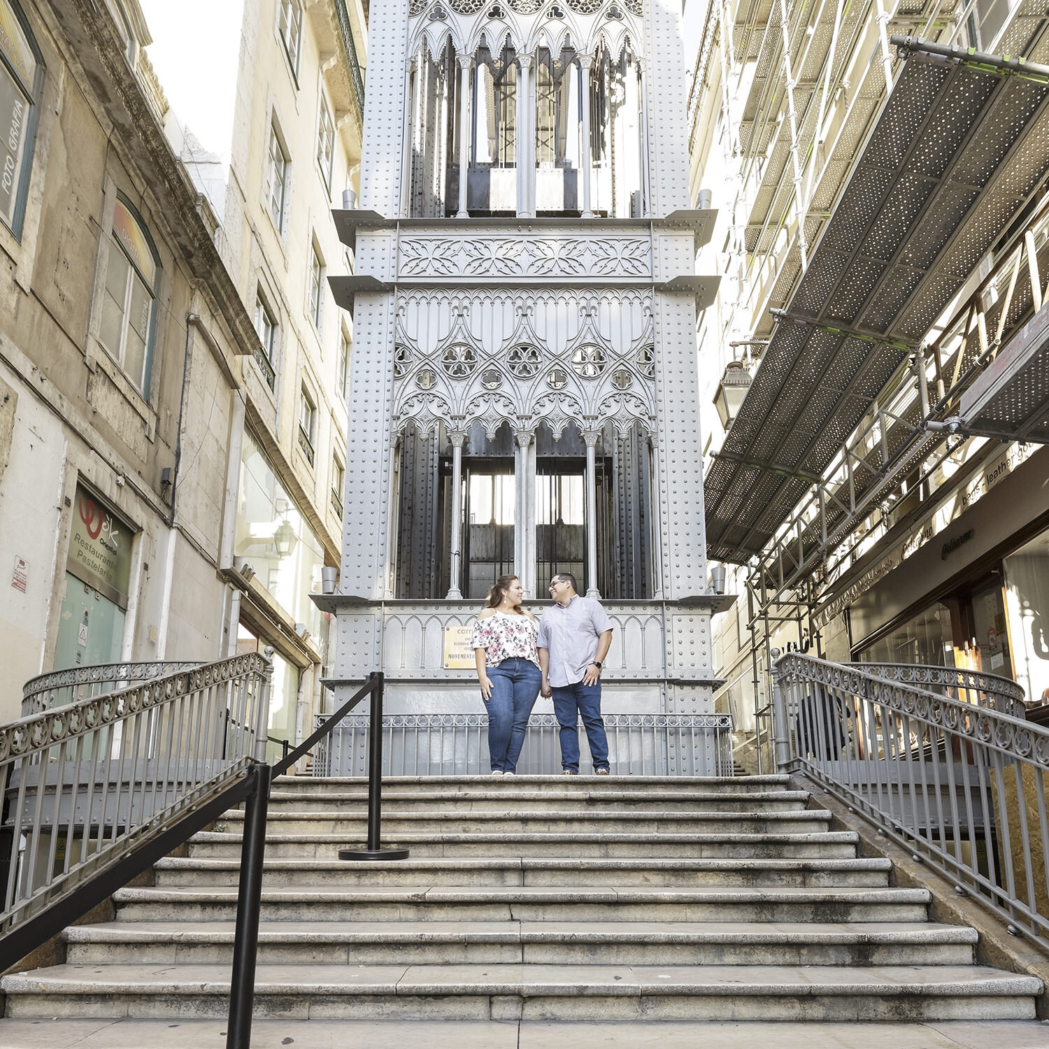 lisbon-destination-engagement-photographer-ana-lucia-da-cruz-terra-fotografia-31.jpg