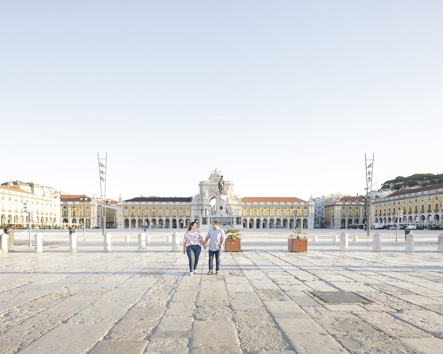 lisbon-destination-engagement-photographer-ana-lucia-da-cruz-terra-fotografia-01.jpg