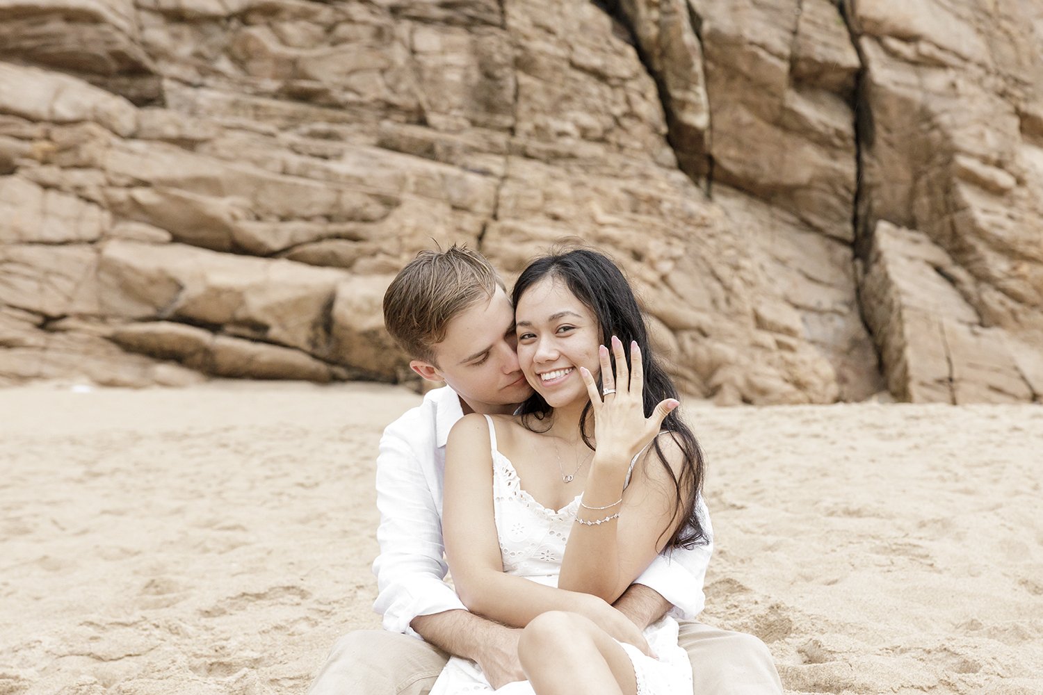surprise-wedding-proposal-photographer-praia-da-ursa--sintra-terra-fotografia-flytographer-024.jpg