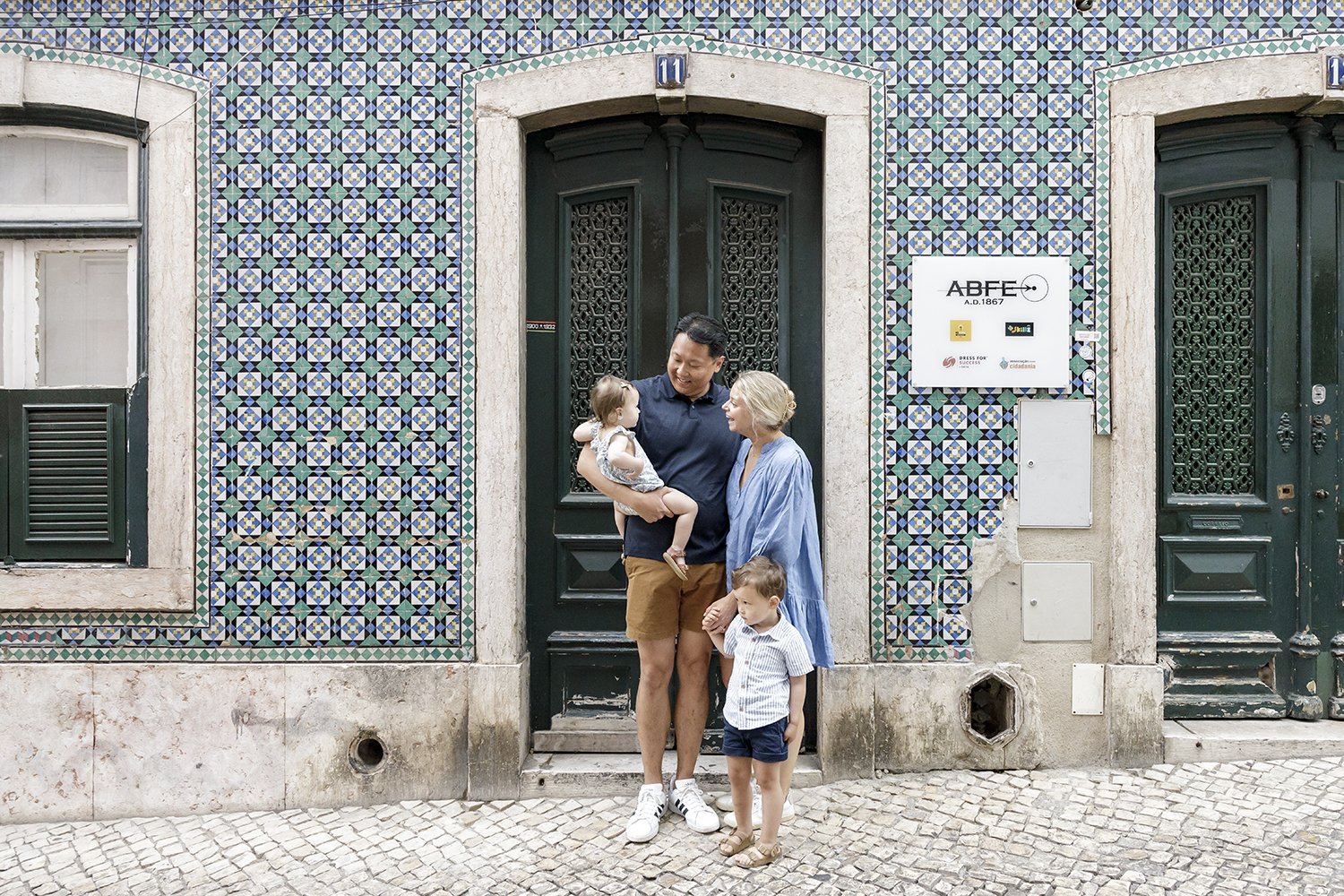 lisbon-family-photographer-terra-fotografia-flytographer-008.jpg