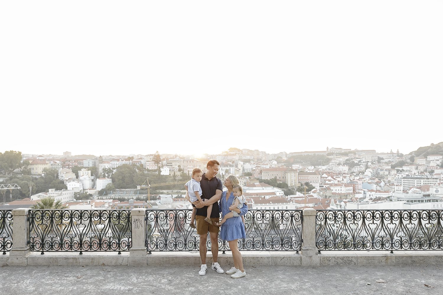 lisbon-family-photographer-terra-fotografia-flytographer-003.jpg