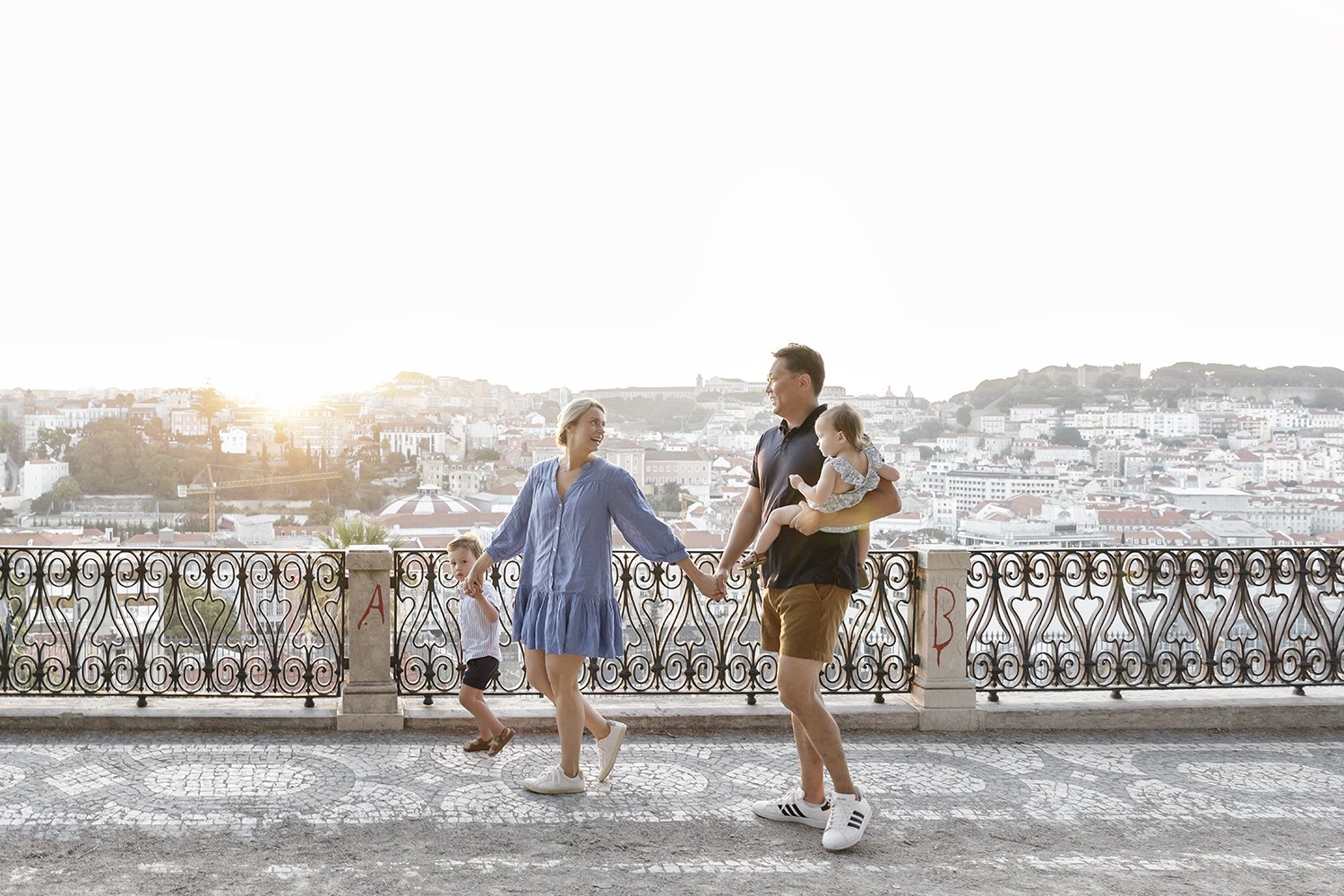 lisbon-family-photographer-terra-fotografia-flytographer-005.jpg