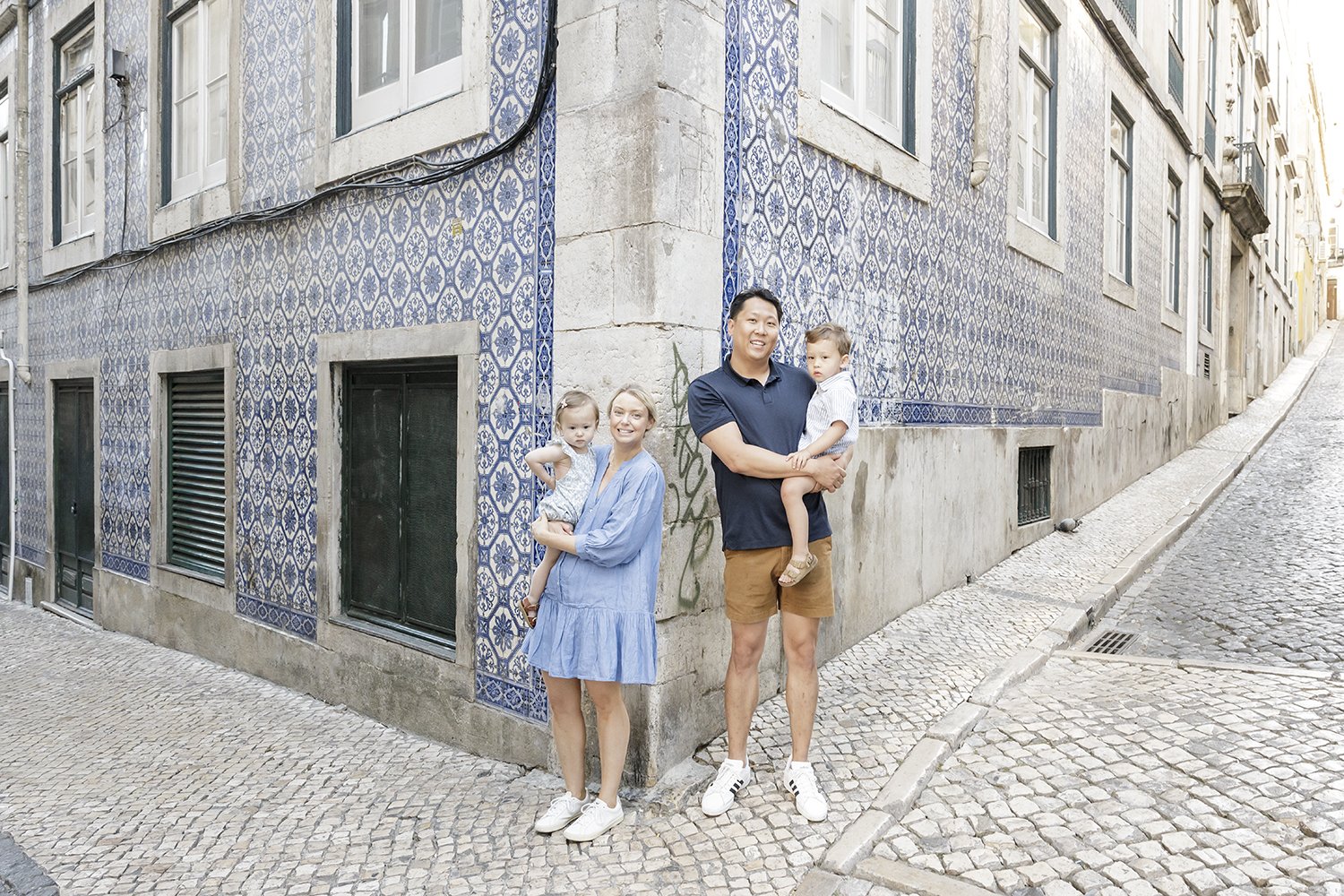 lisbon-family-photographer-terra-fotografia-flytographer-017.jpg