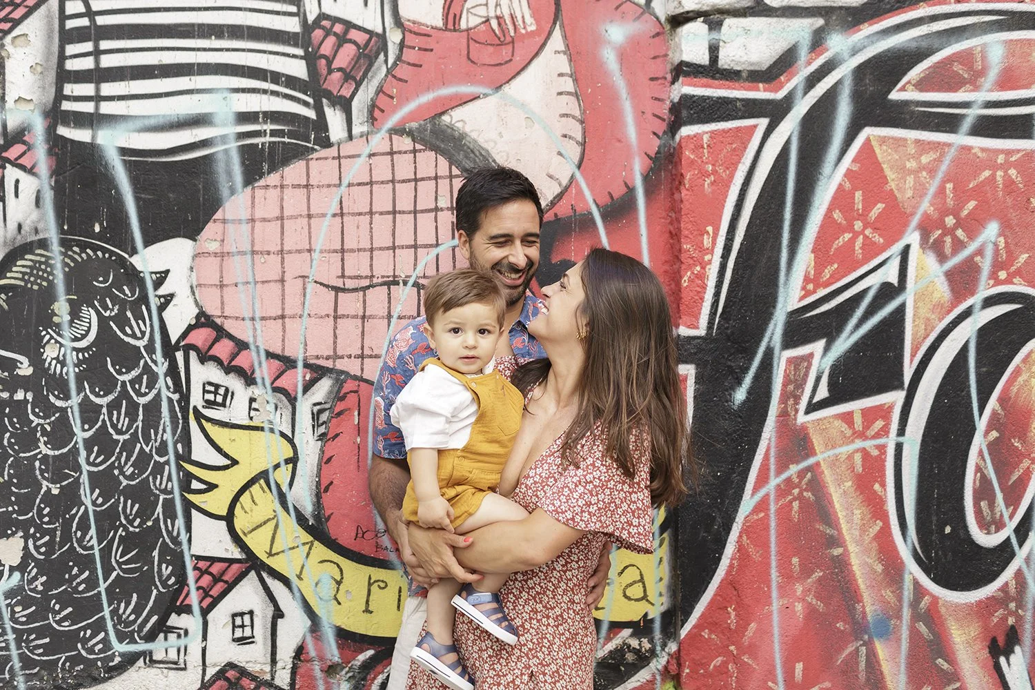 lisbon-photographer-family-session-mouraria-lisboa-terra-fotografia-05.jpg