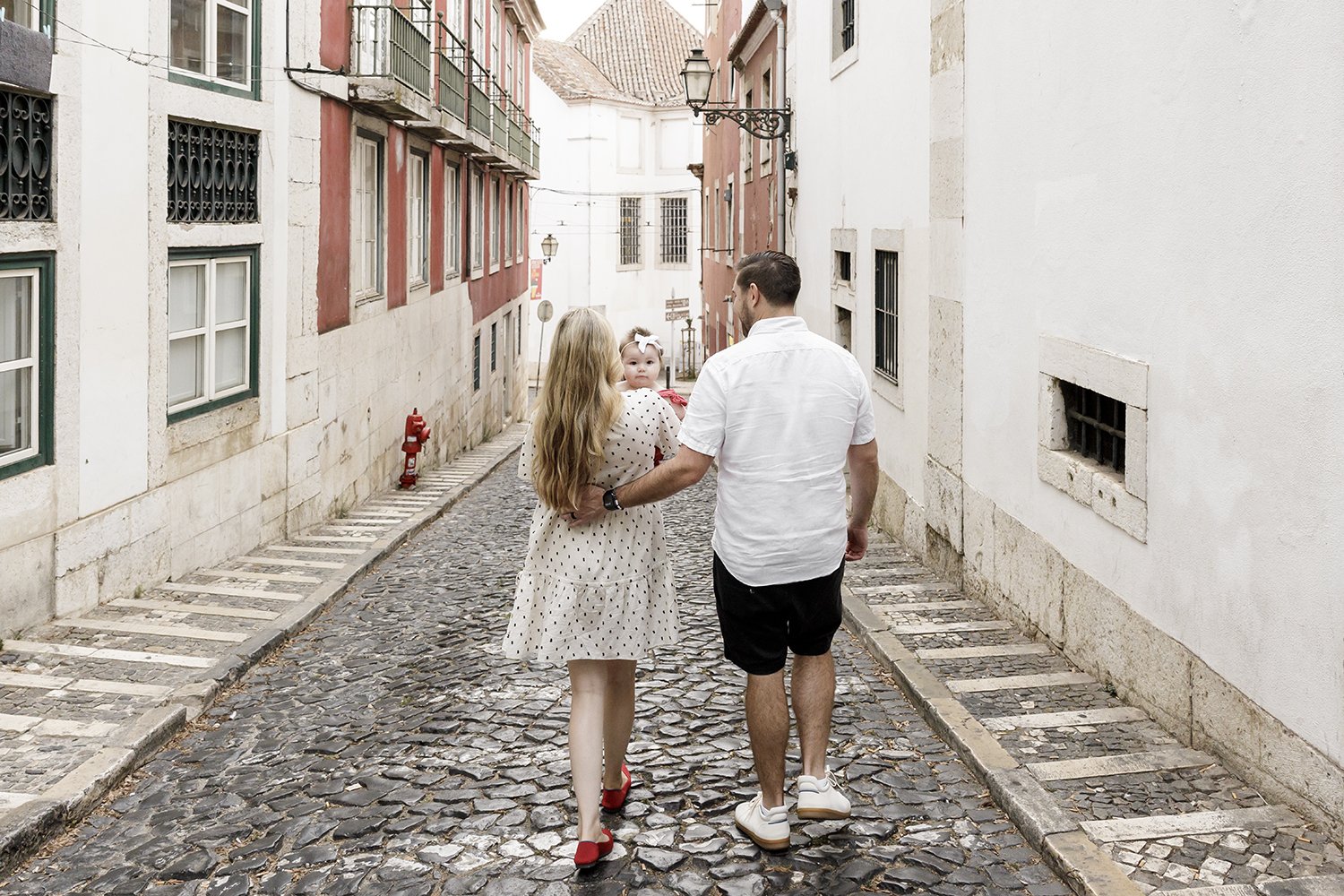 lisbon-family-photographer-ana-lucia-da-cruz-terra-fotografia-flytographer-32.jpg