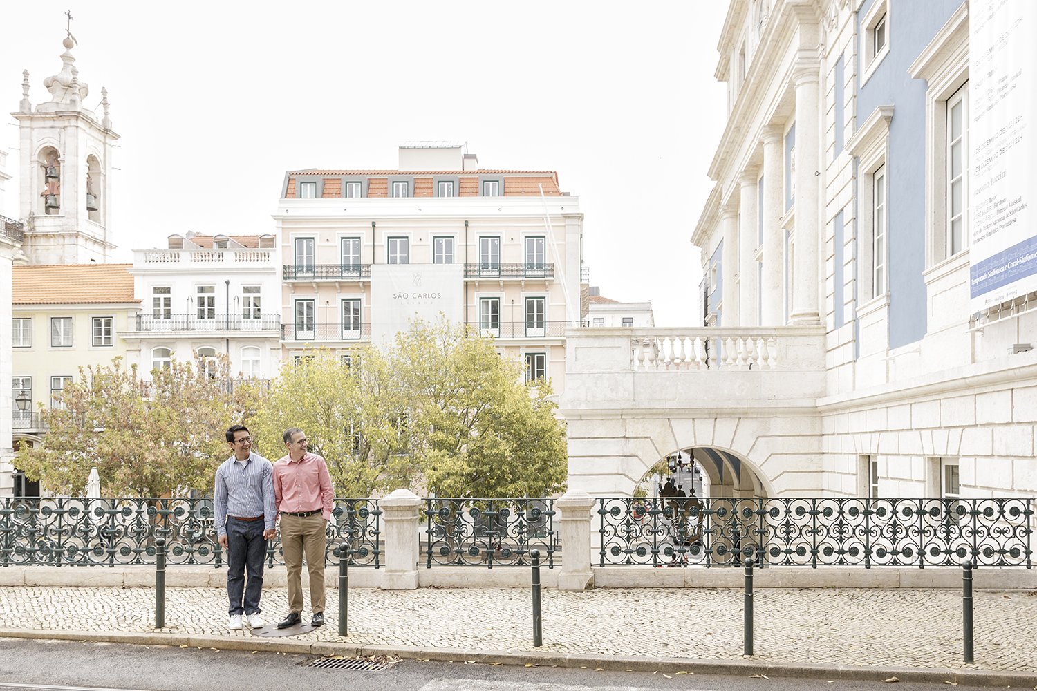 lisbon-engagement-session-gay-couple-bairro-alto-lisbon-photographer-ana-lucia-da-cruz-terra-fotografia-flytographer-47.jpg