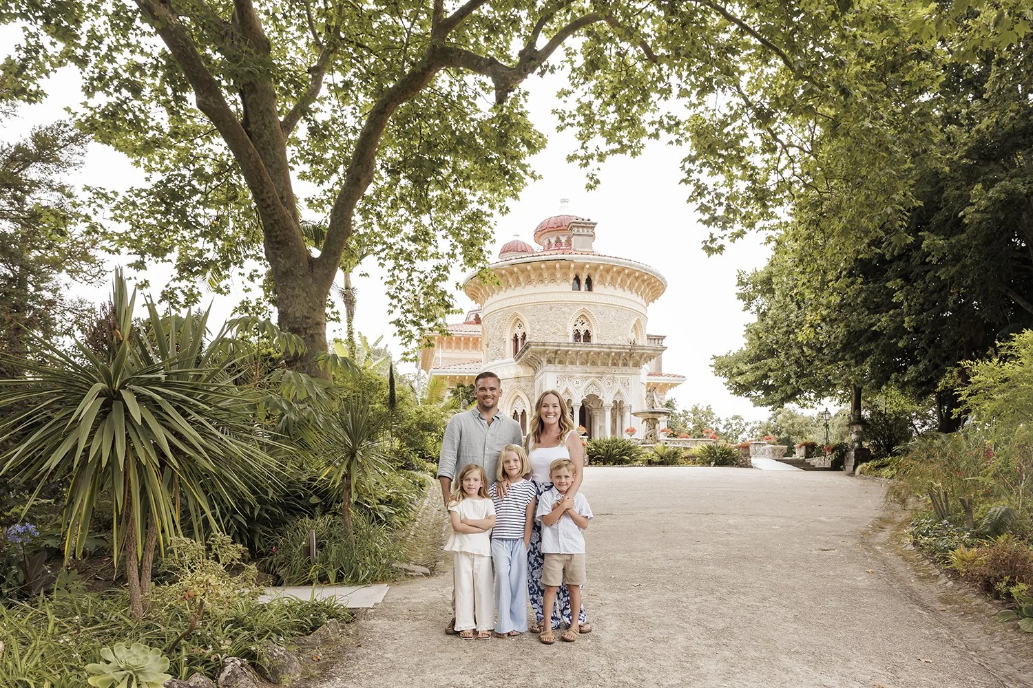 sintra-family-photoshoot-photographer-monserrate-palace-terra-fotografia-flytographer-3.jpg