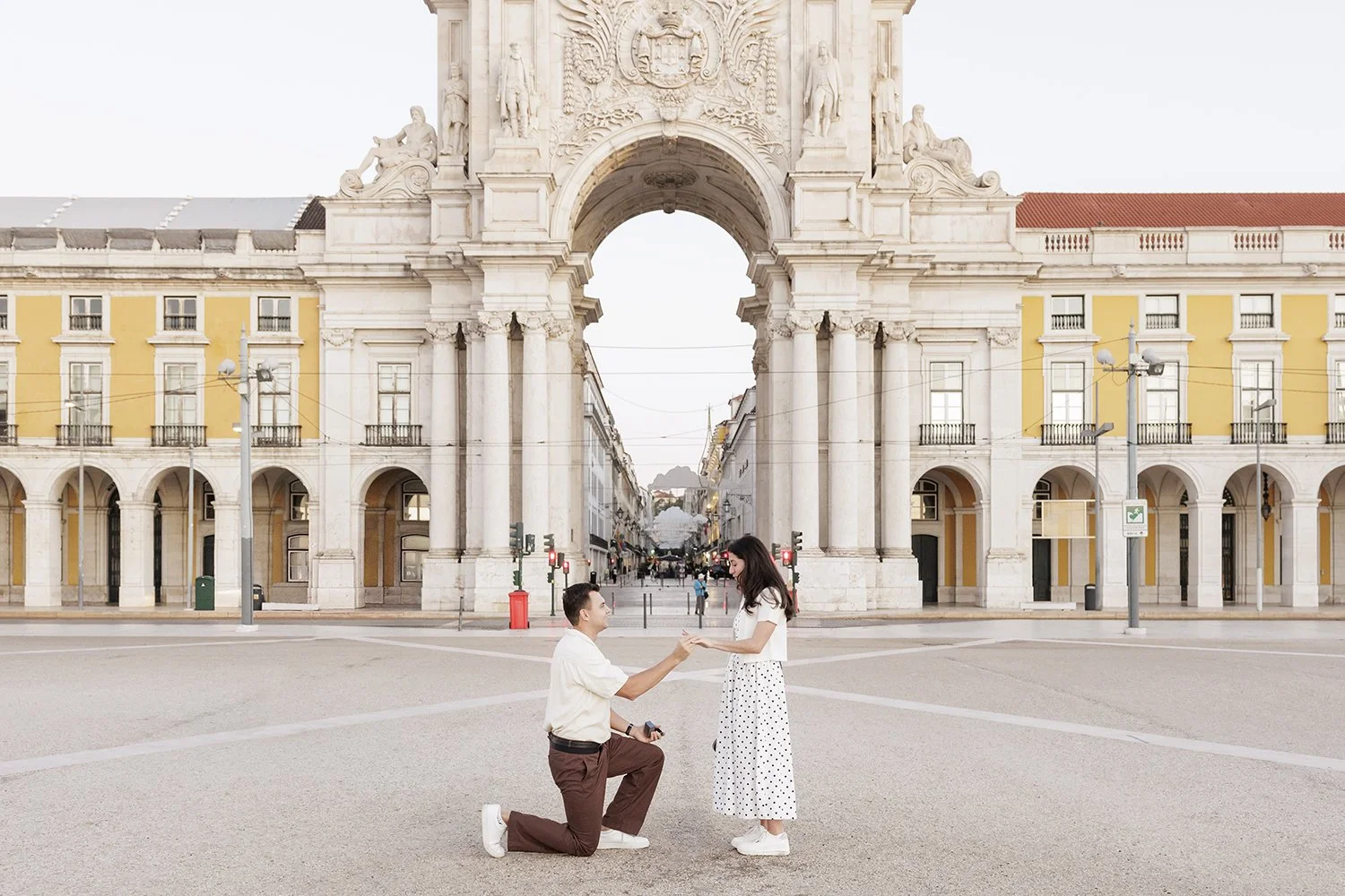 comercio-square-surprise-proposal-ana-lucia-da-cruz-terra-fotografia-010.jpg