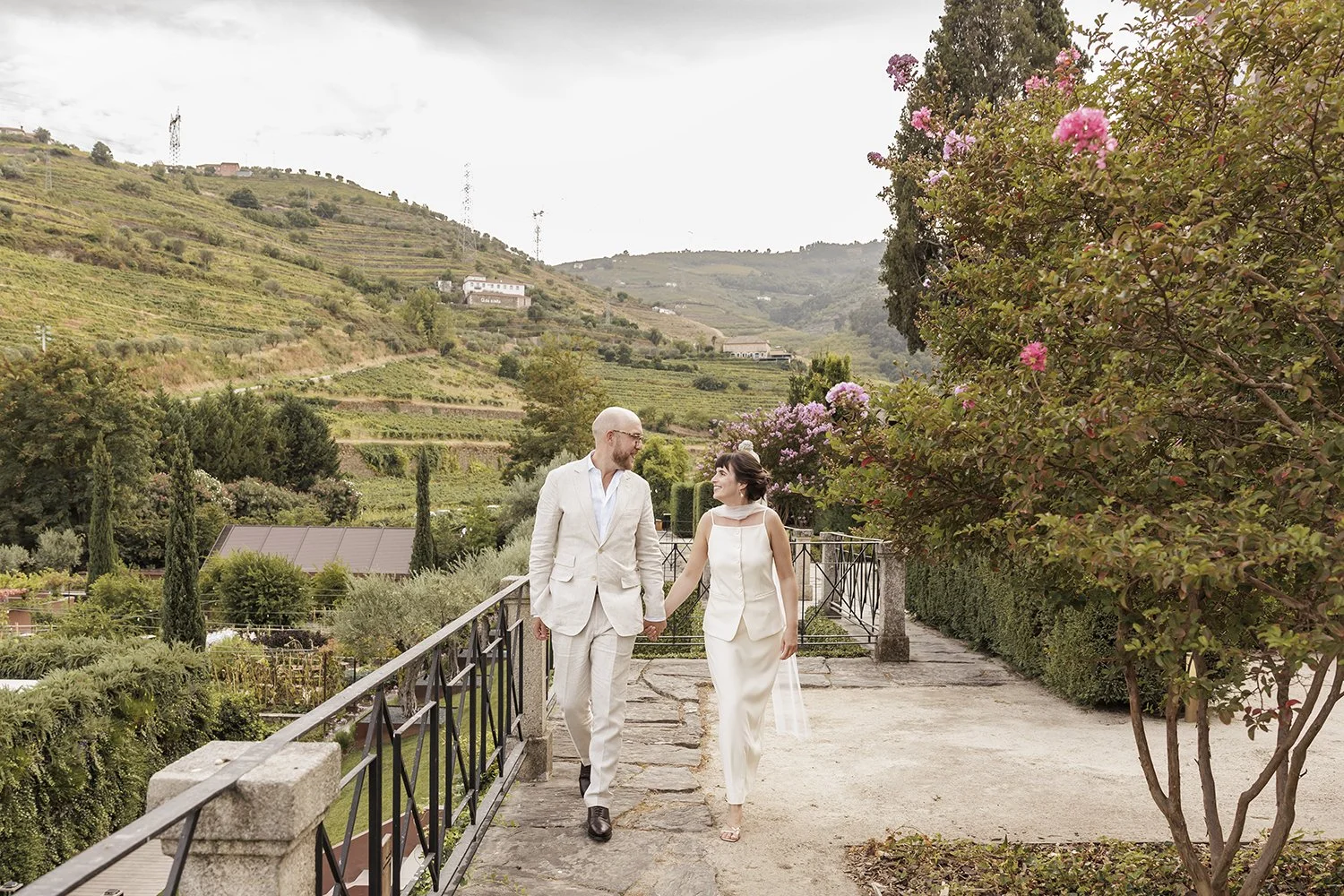 six-senses-douro-valley-elopement-photographer-ana-lucia-da-cruz-terra-fotografia-elope-in-portugal-142.jpg